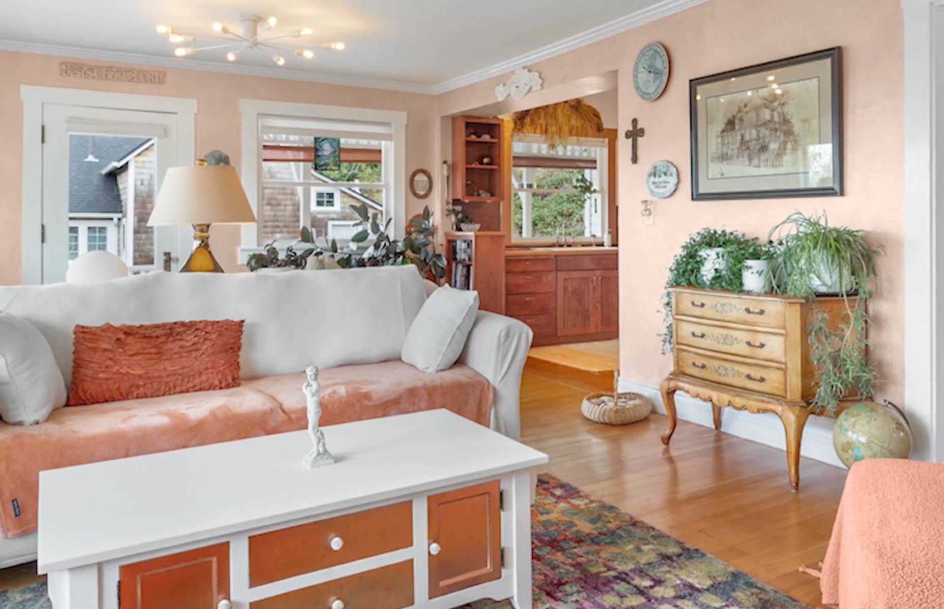Mikey Walsh's family home, Oregon, USA