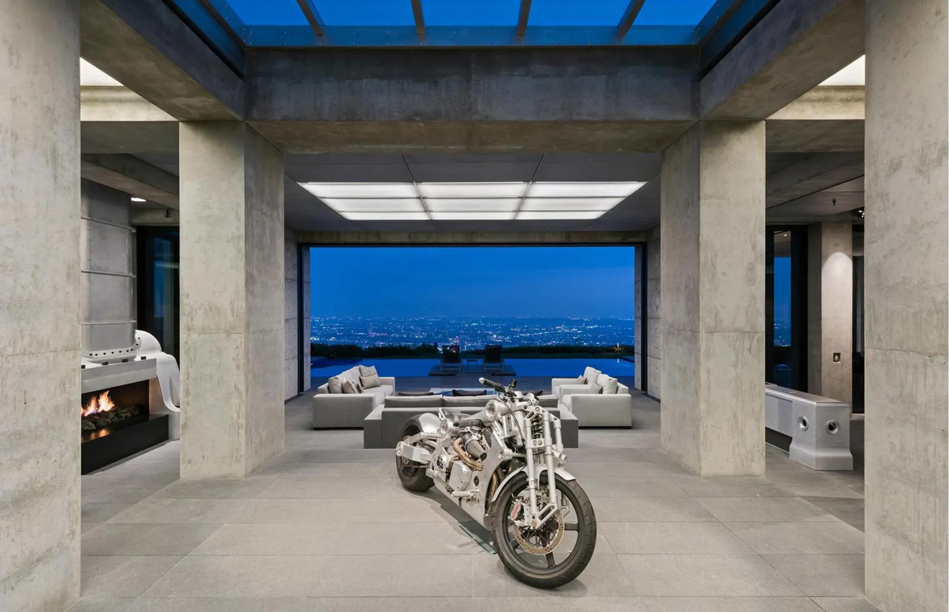 La fortaleza futurista de Jim Jannard, California, EE.UU.
