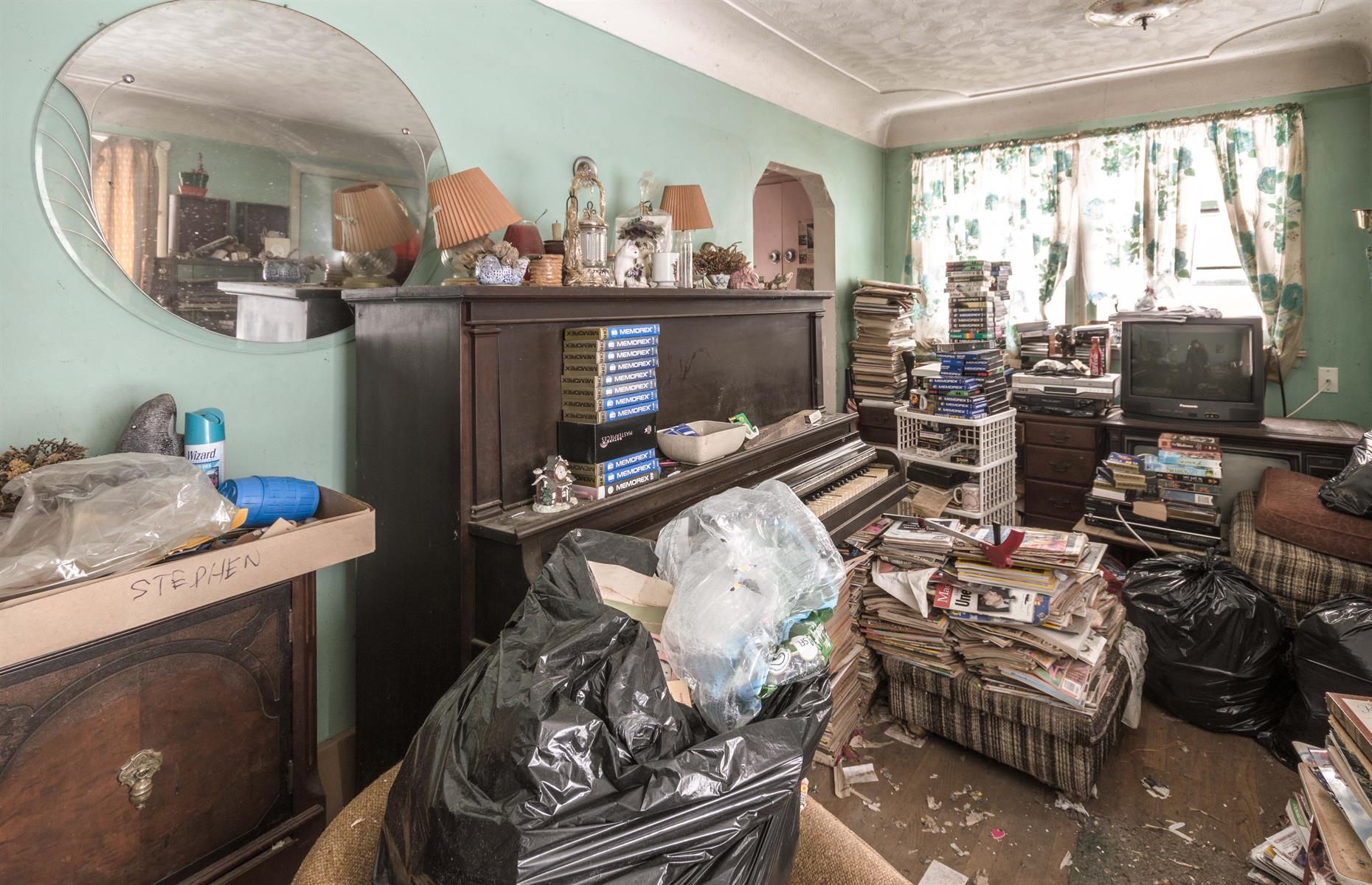 Abandoned time warp home