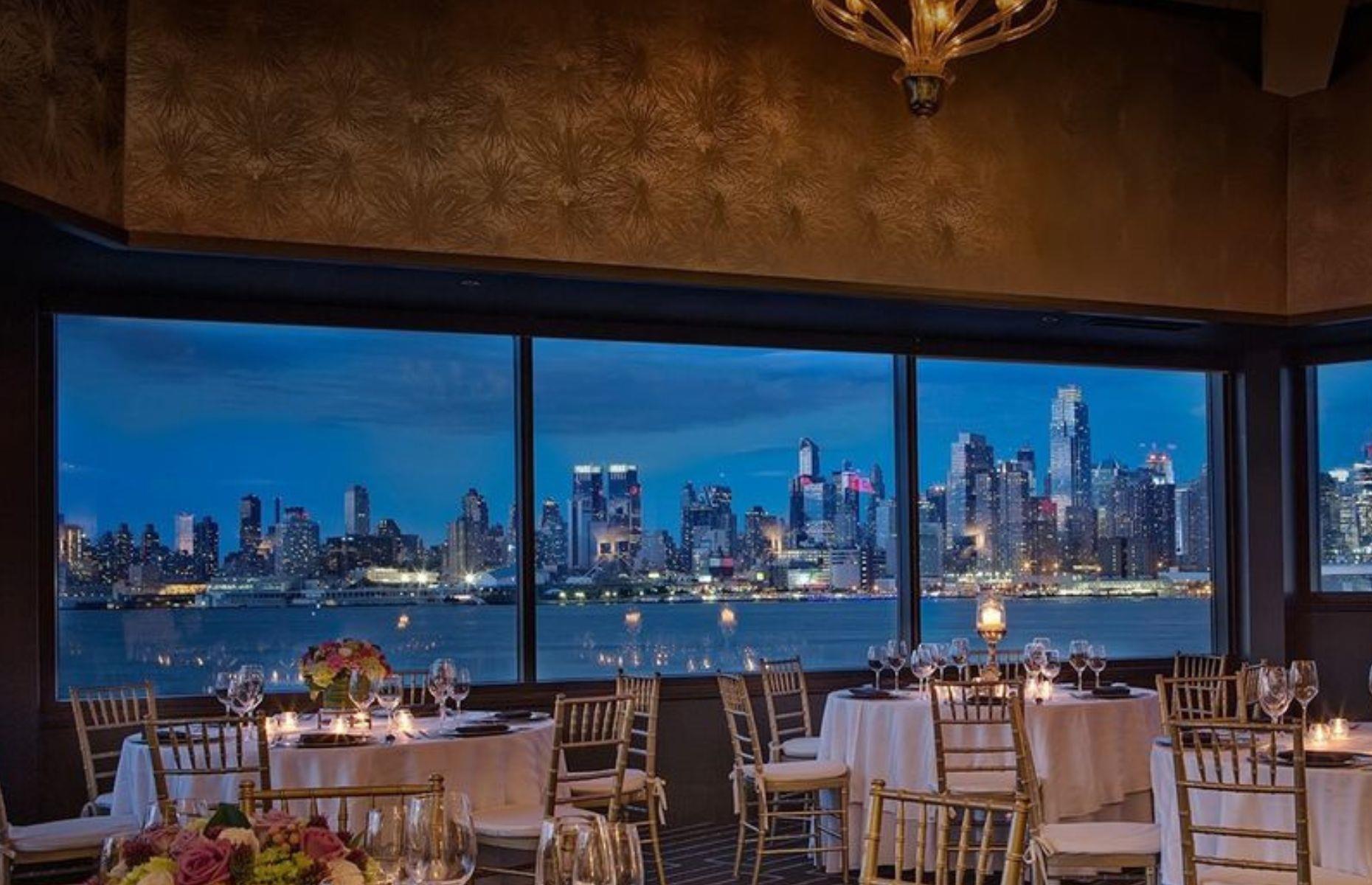 7. Chart House, Weehawken, New Jersey