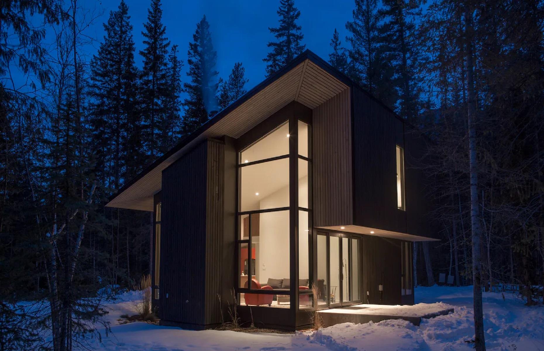 Modern mountain chalet, British Columbia, Canada