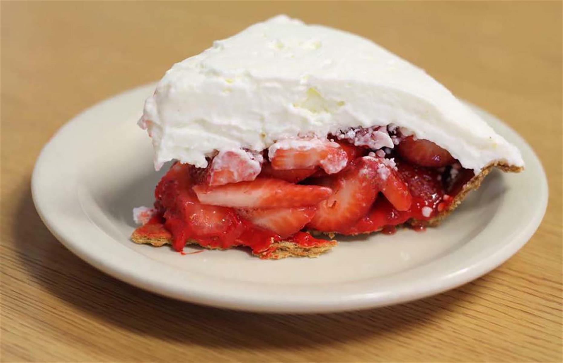 Louisiana: strawberry ice box pie, Strawn's Eat Shop, various locations