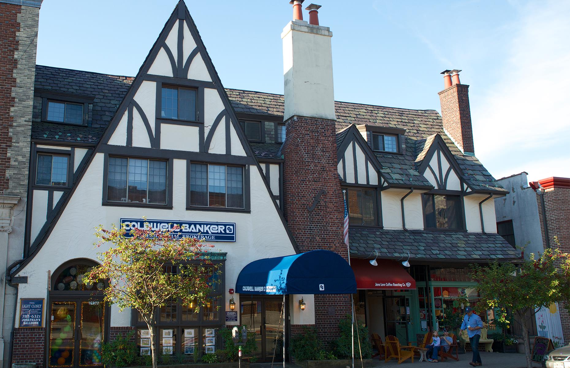 13th richest: Upper Montclair, New Jersey, $196,285 