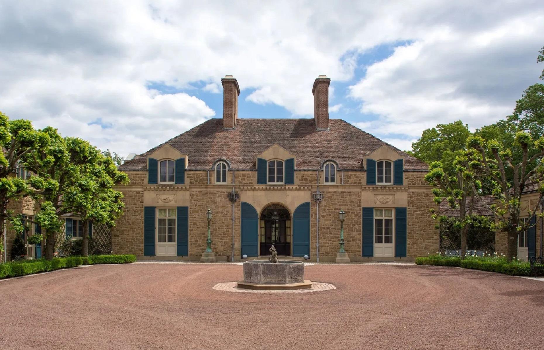Campbell's soup heir mansion: the family seat