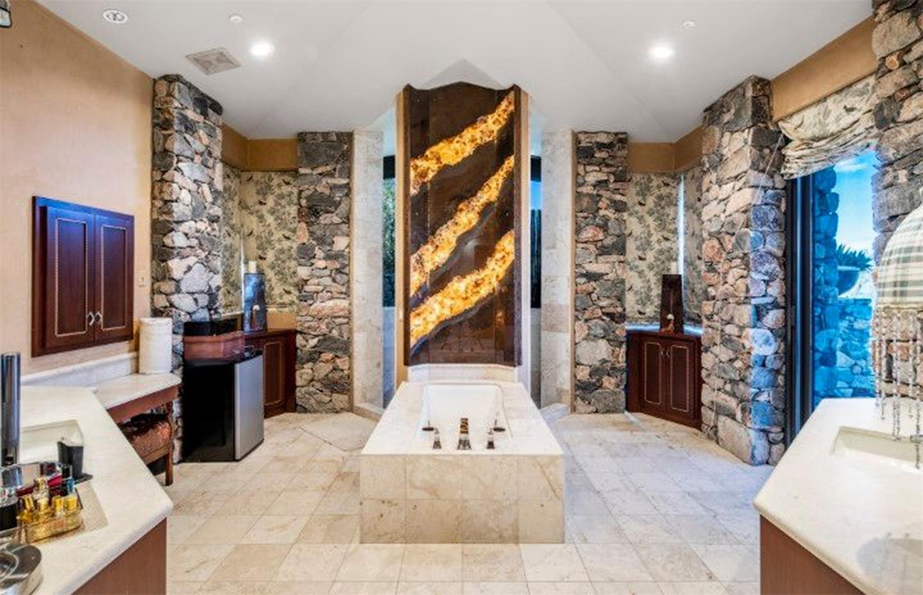 Spa-like retreat