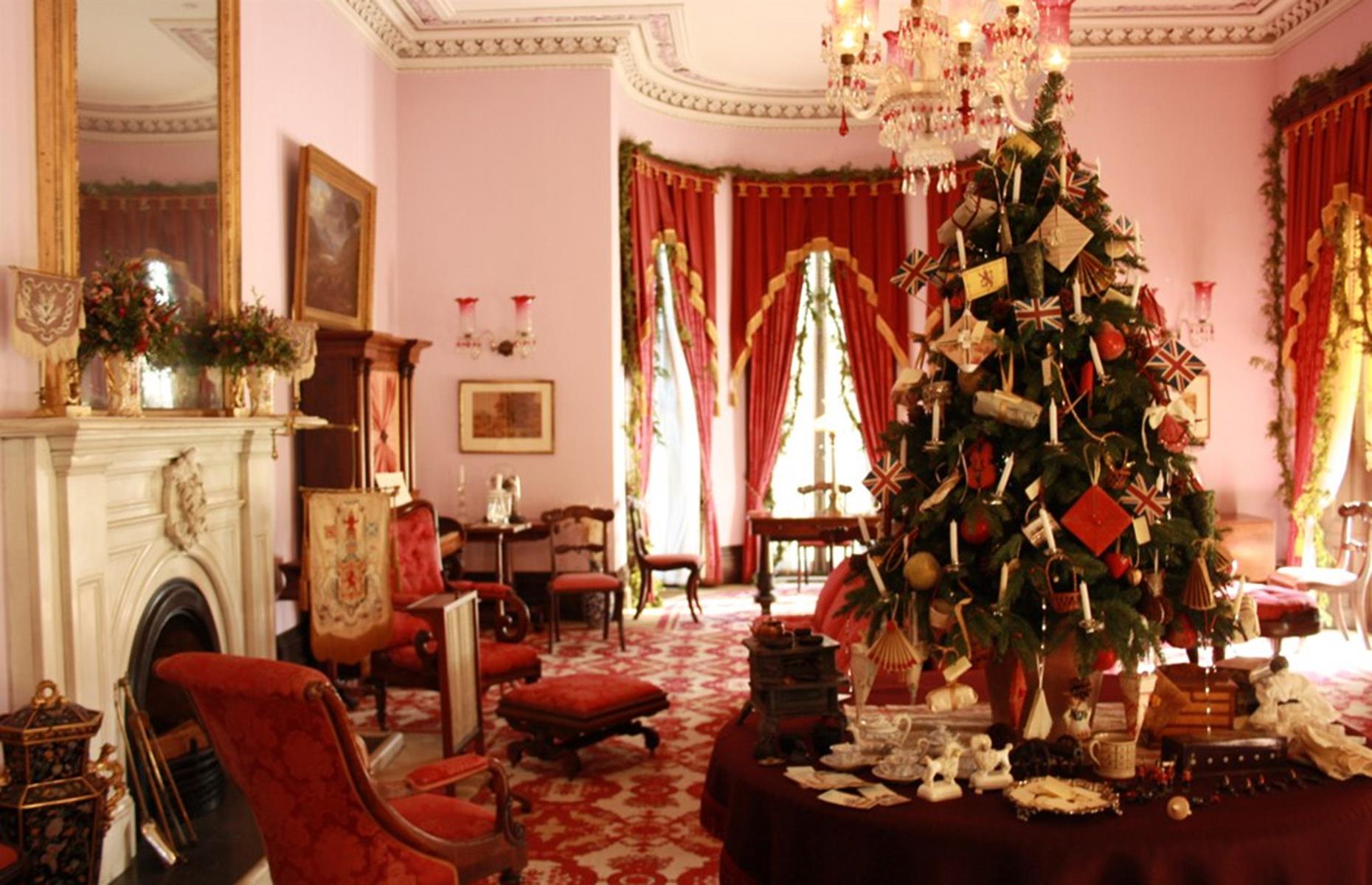 Dundurn Castle: state-of-the-art amenities