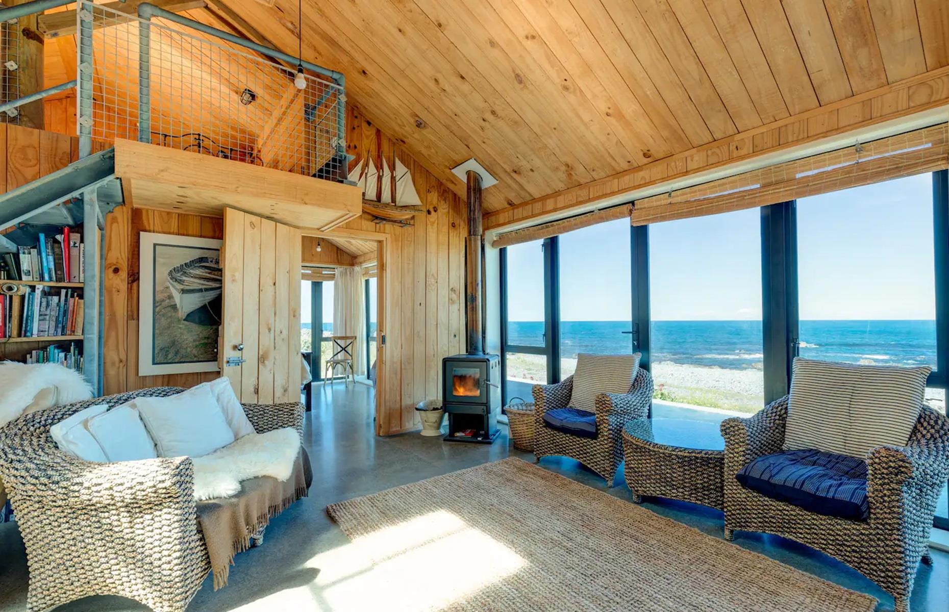 Beach cove home, Wellington, New Zealand