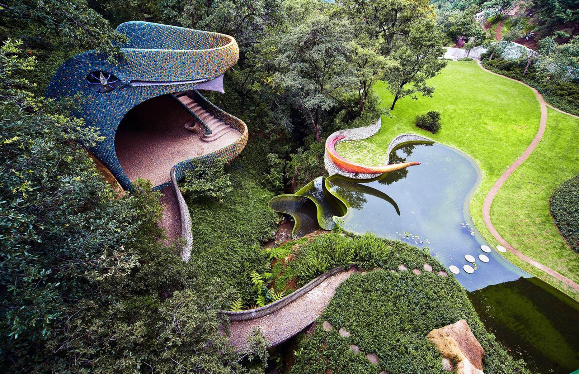 Snake house, Naucalpan de Juárez, Mexico