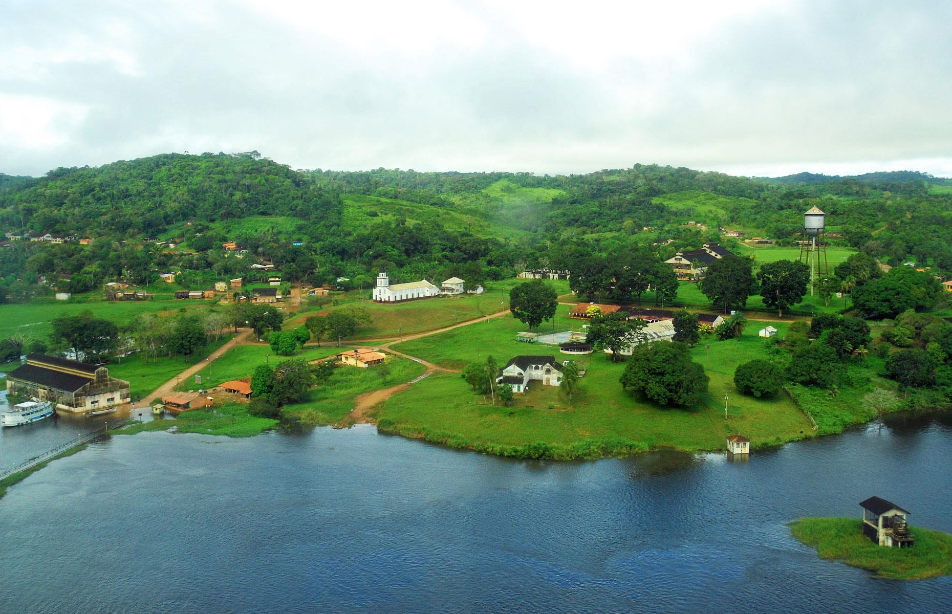 Henry Ford's failed 'utopian' Fordlandia model city in Brazil