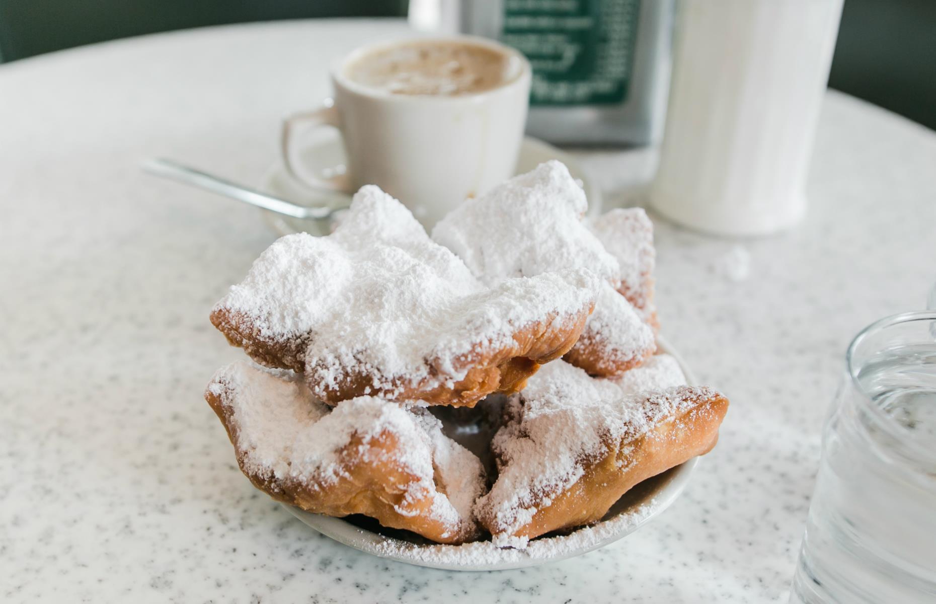 Louisiana: Café Du Monde, New Orleans