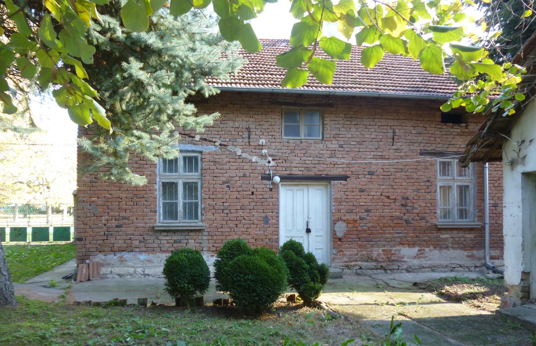 Country home, Hayredin, Bulgaria: $10,000 (£7.9k)