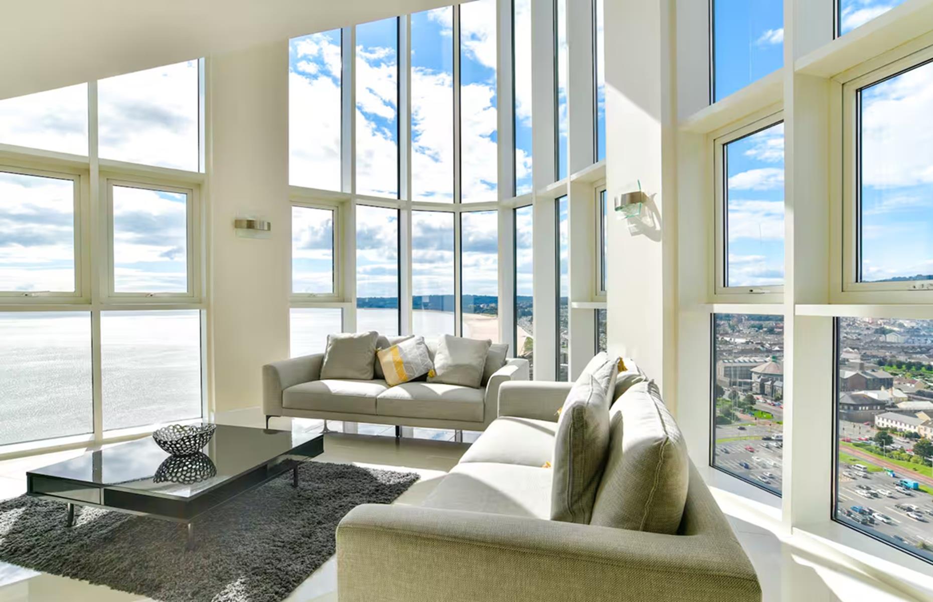 Two-storey penthouse, Swansea, Wales