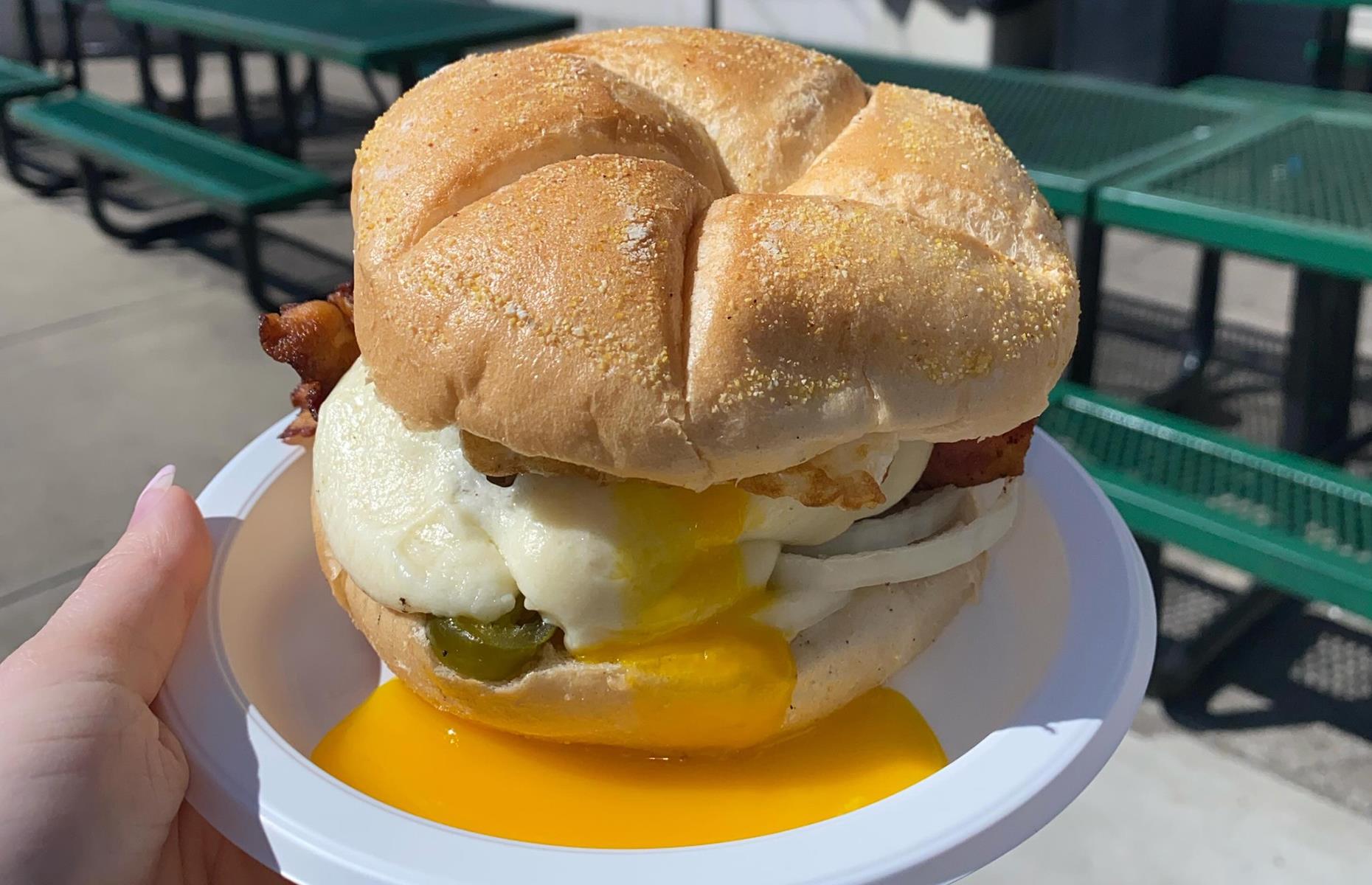 Connecticut: steamed cheeseburgers
