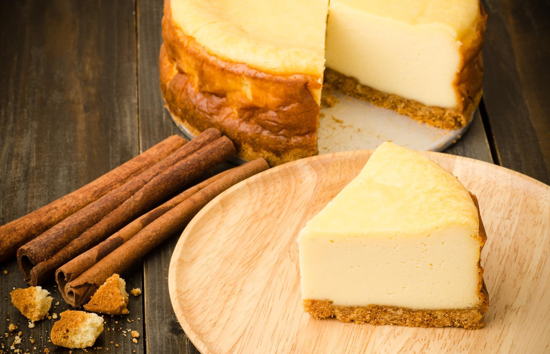 Йоркширский сыр. Сыр вишневый. Cheesecake New York Cheese. Cremeta.