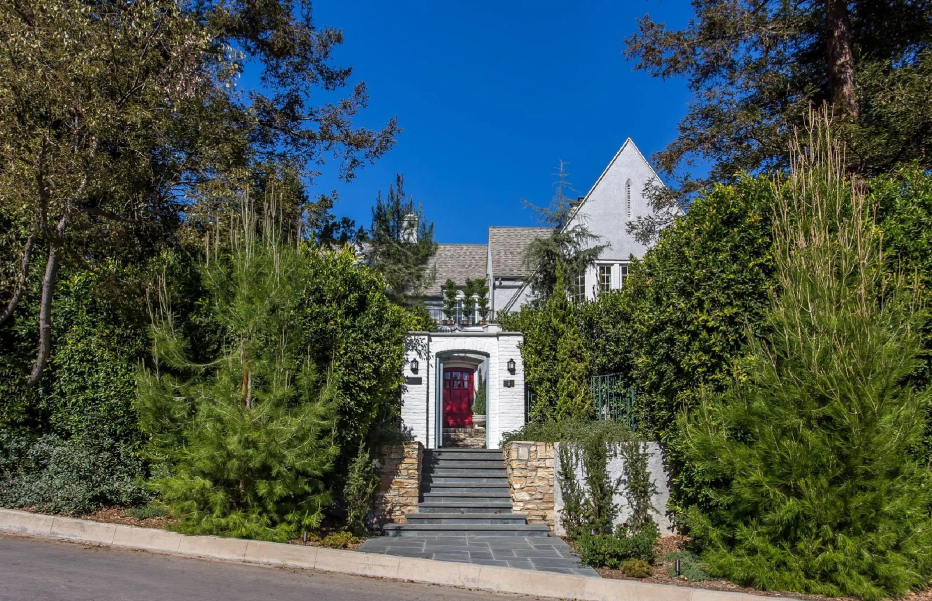 Leo bought dad a Tudor-style manor