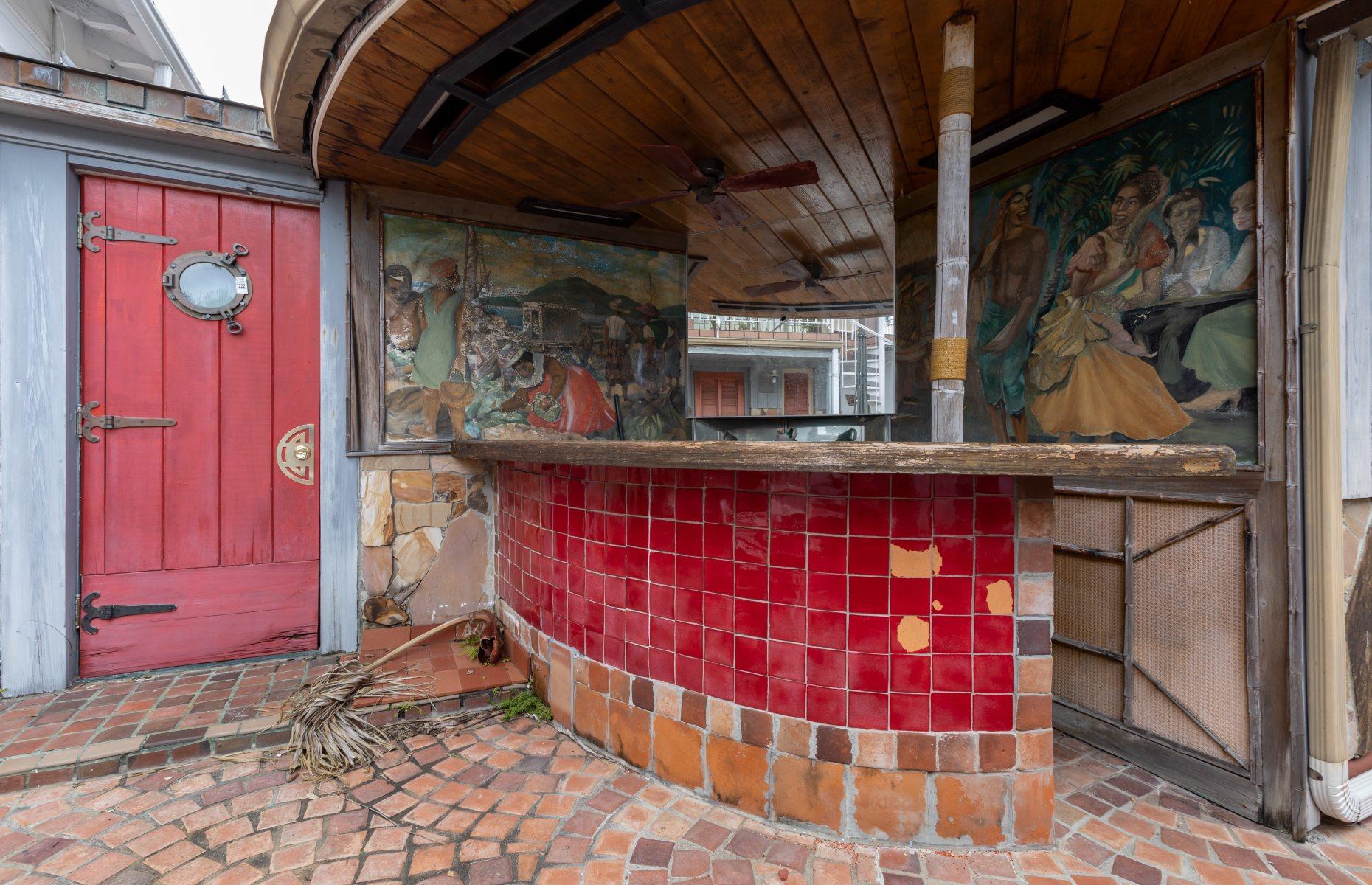 Versteckte Bar auf dem Dach