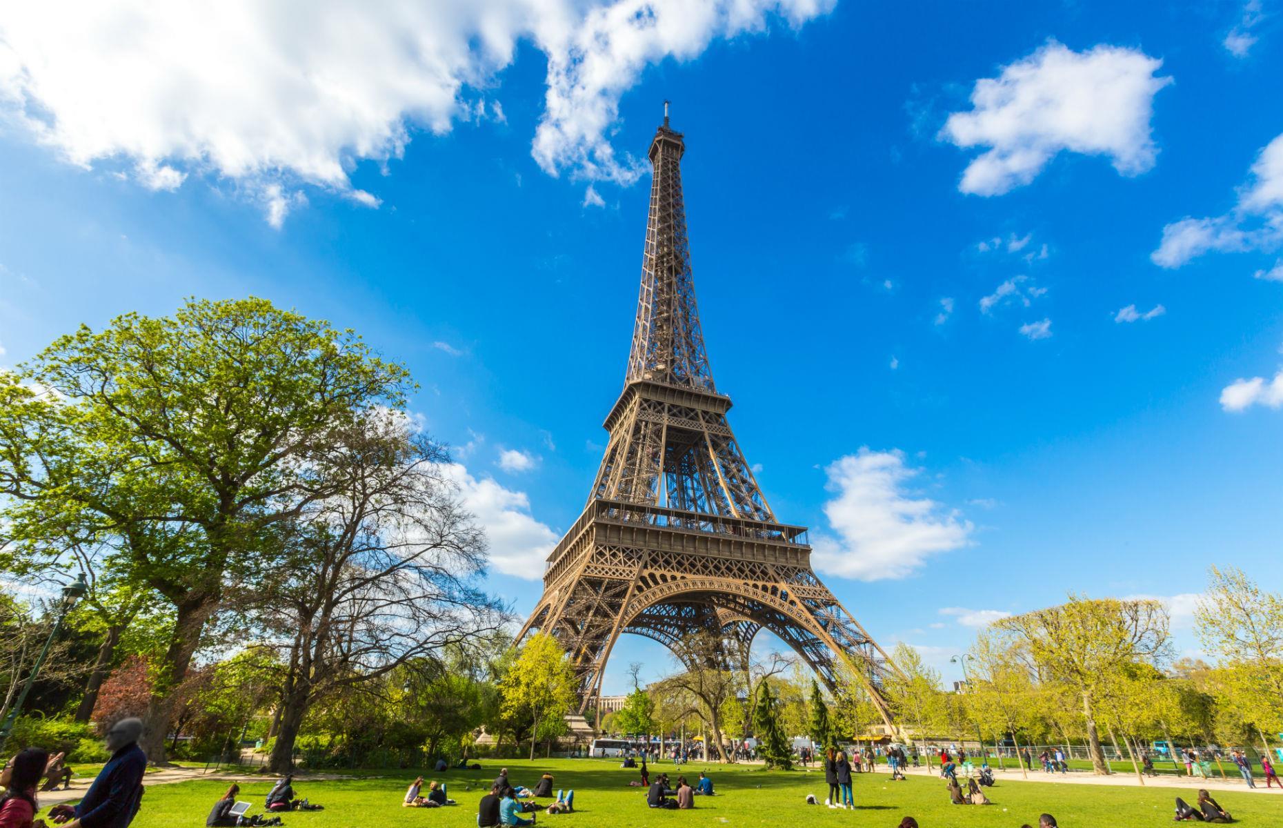 A party-goer accidentally ends up in Paris