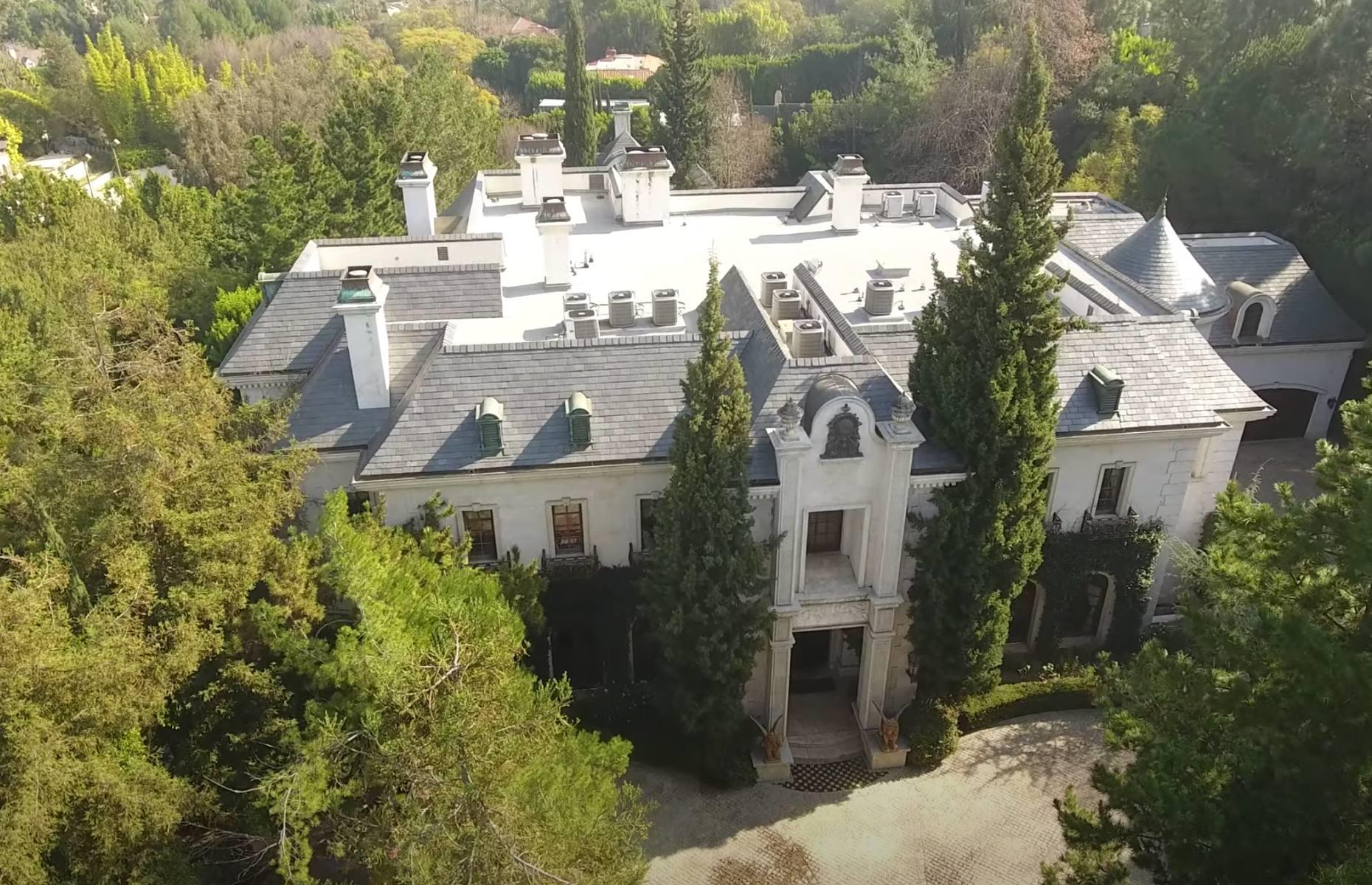 Michael Jackson's Holmby Hills rental château