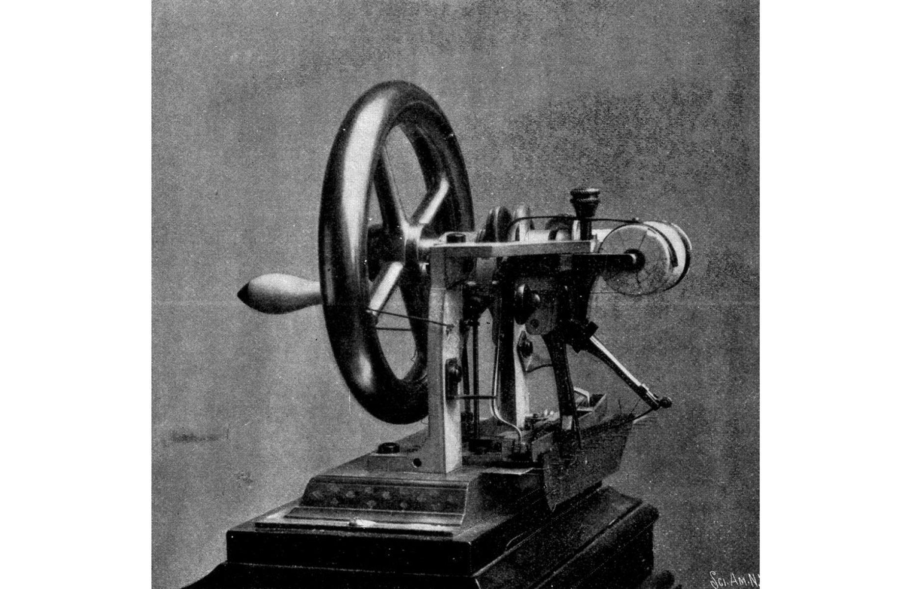 Nähmaschine
