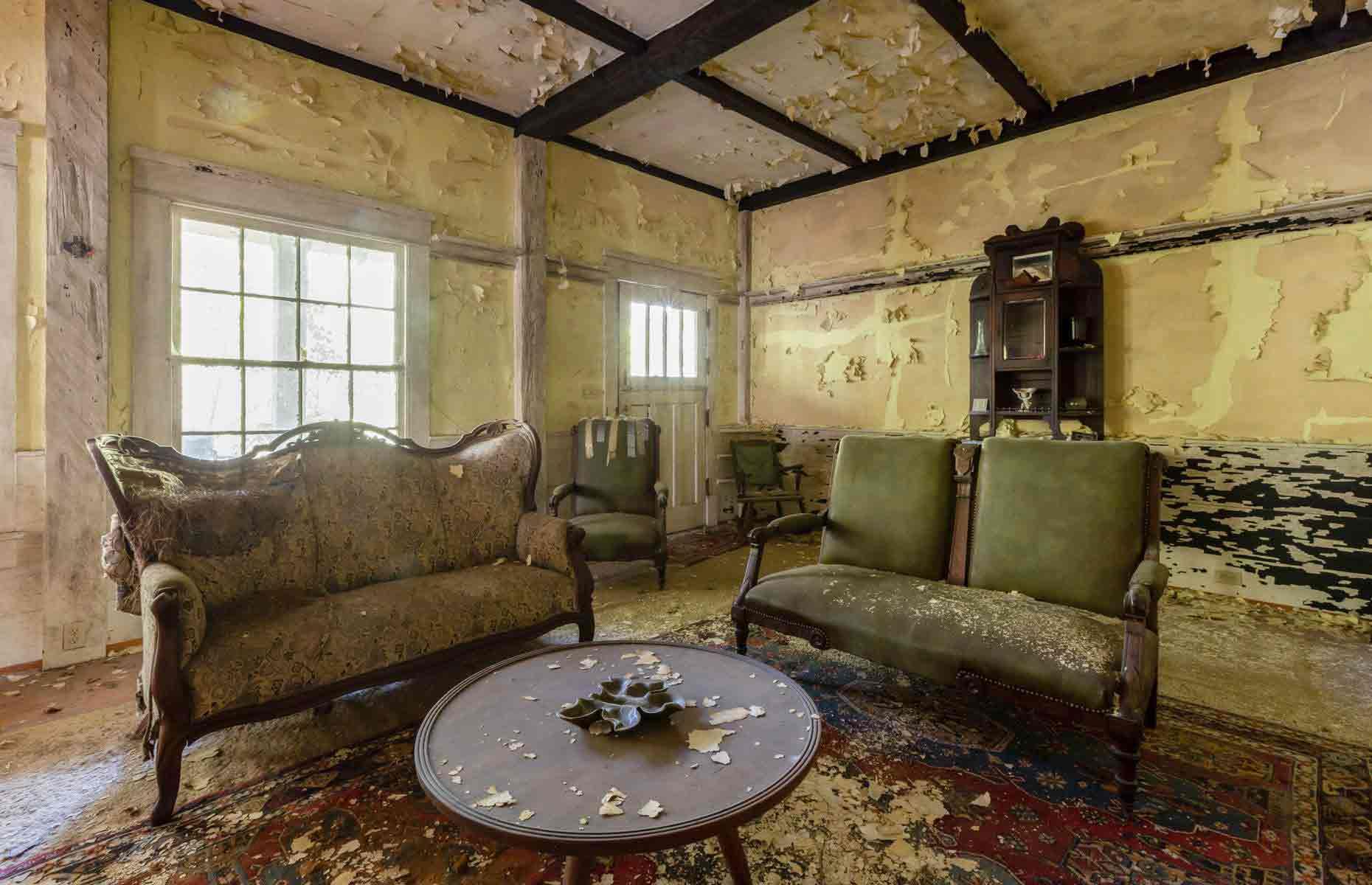 Faded grandeur