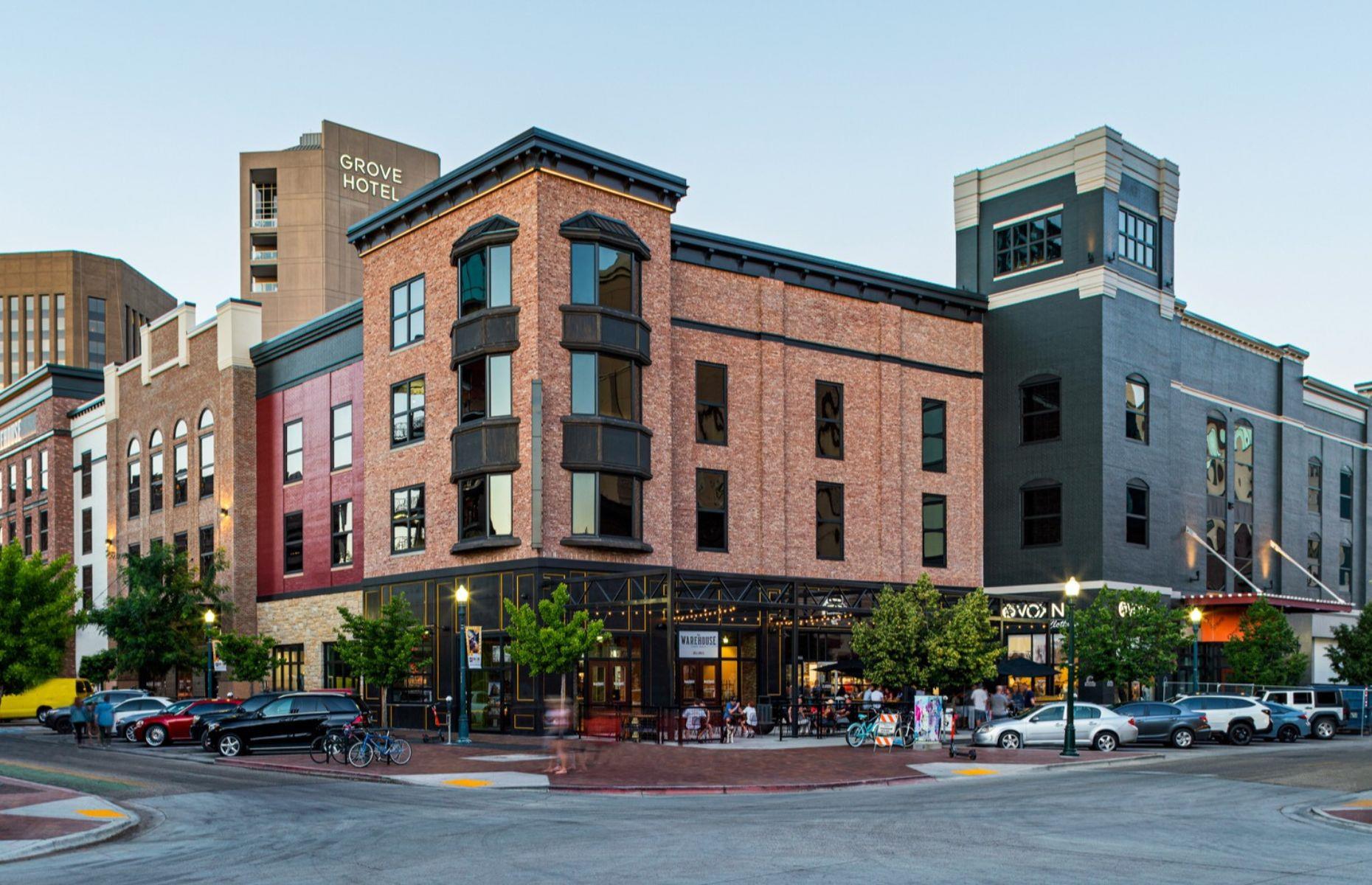 16: Idaho: Downtown, Boise 