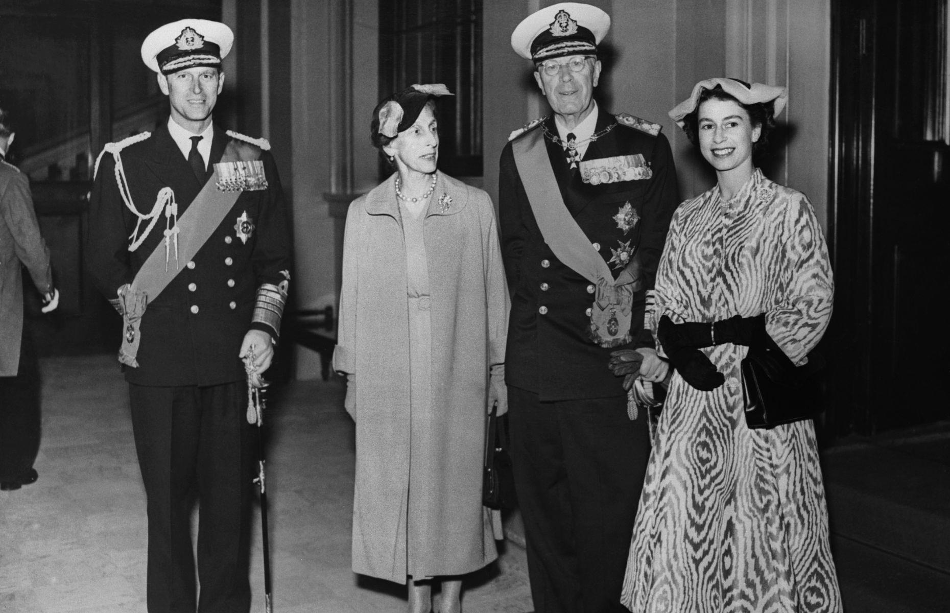 6. Swedish state banquet at Buckingham Palace, 1954 