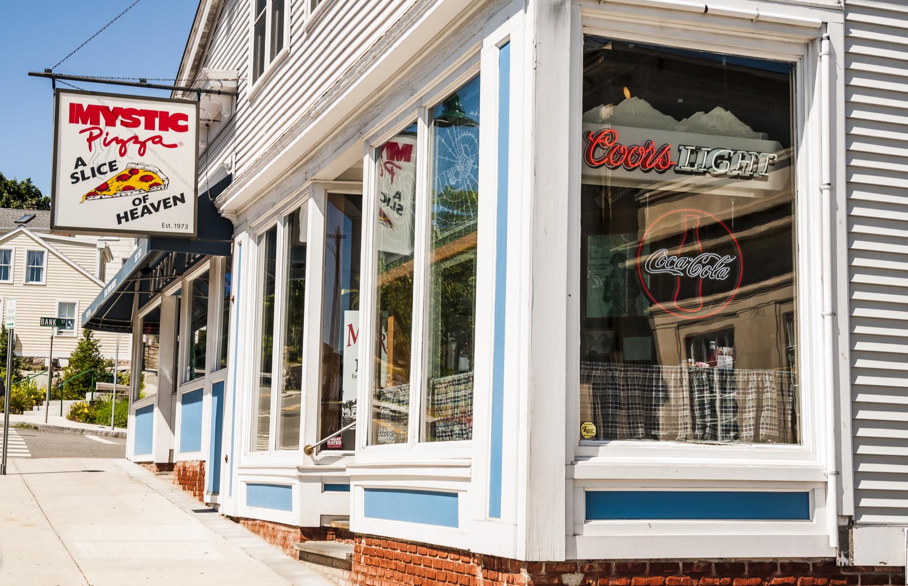 Mystic Pizza: Mystic Pizza