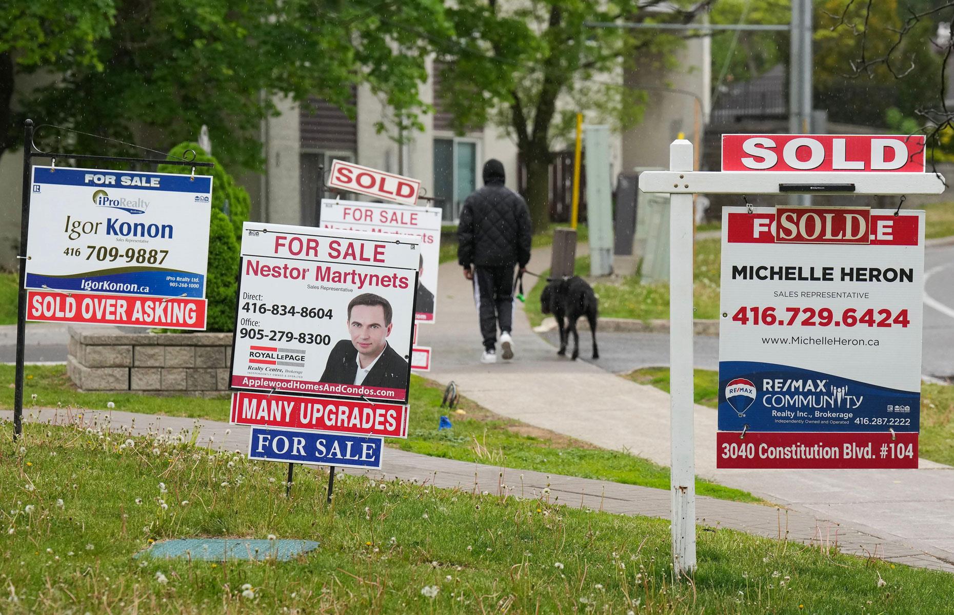 Canada: $84,979 (£66,800) debt per working-age person