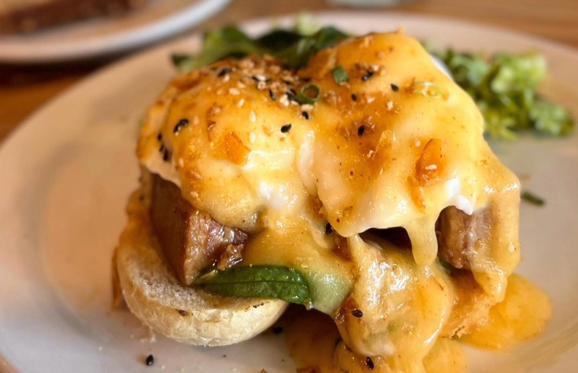 Hawaii: Pork Belly Benny, Egghead Cafe, Honolulu