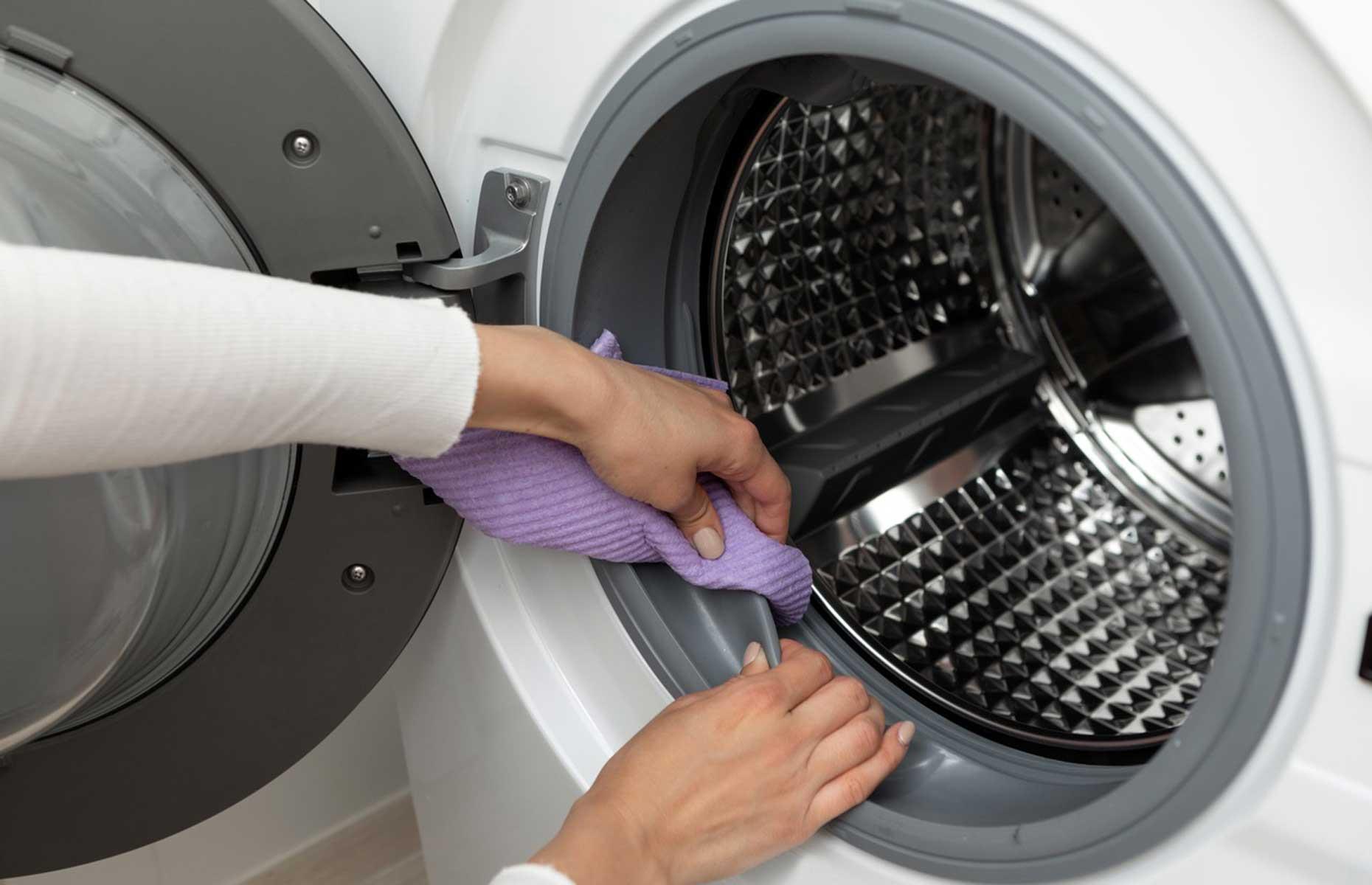 Keep the washing machine clean
