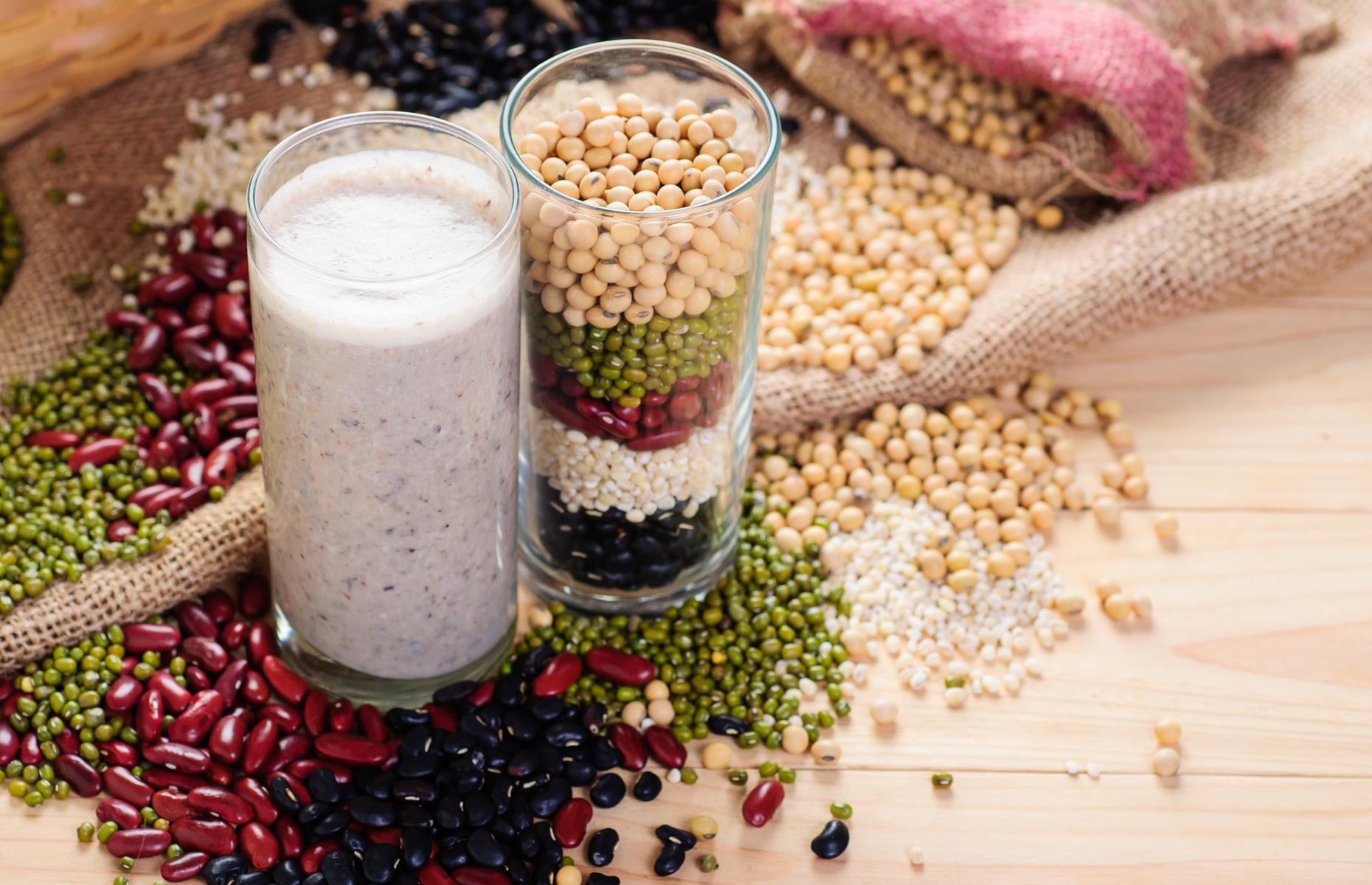 29. Add white beans to your smoothie 