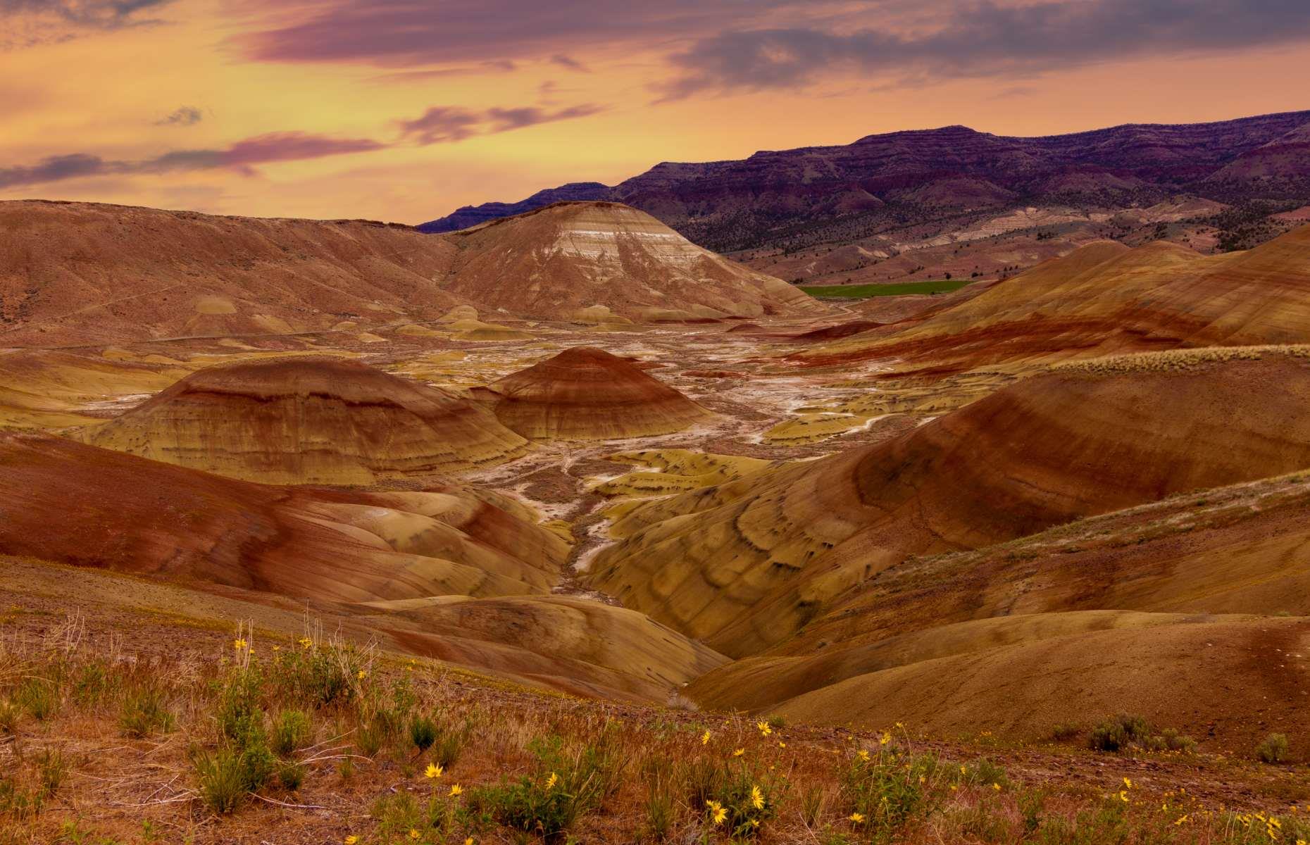 Painted Hills, John Day Fossil Beds, Oregon, USA