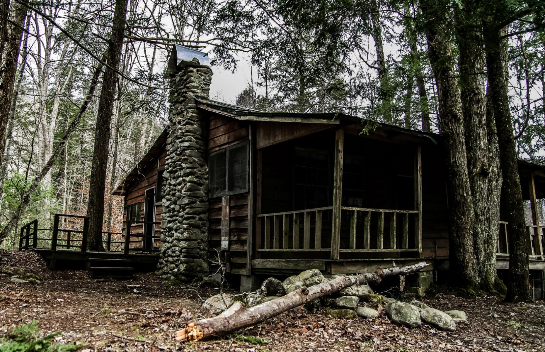The ghost town of Elkmont, Tennessee, USA