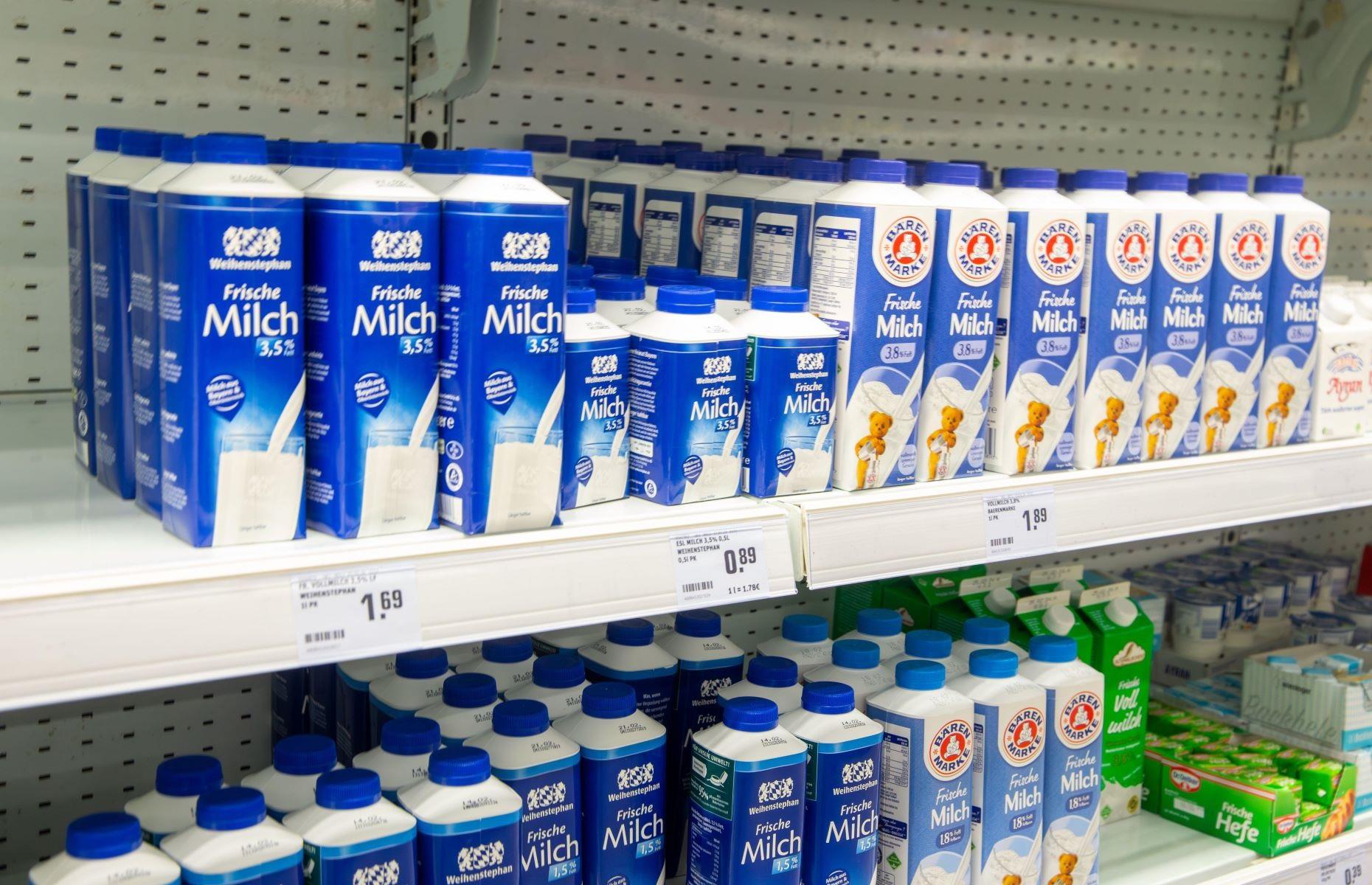 Milch enthält nicht viel Vitamin D
