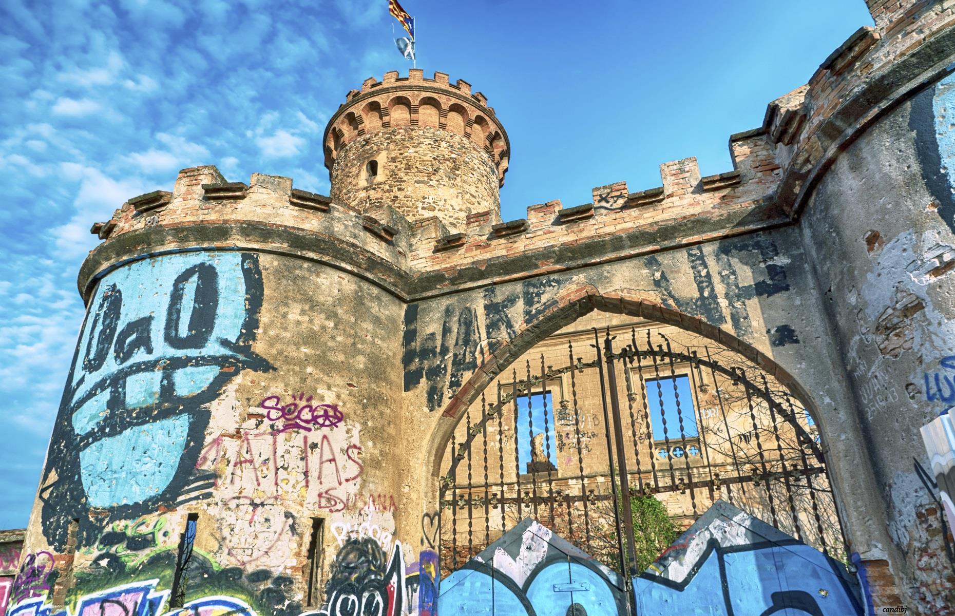 Castillo Torre Salvana, Cataluña, España