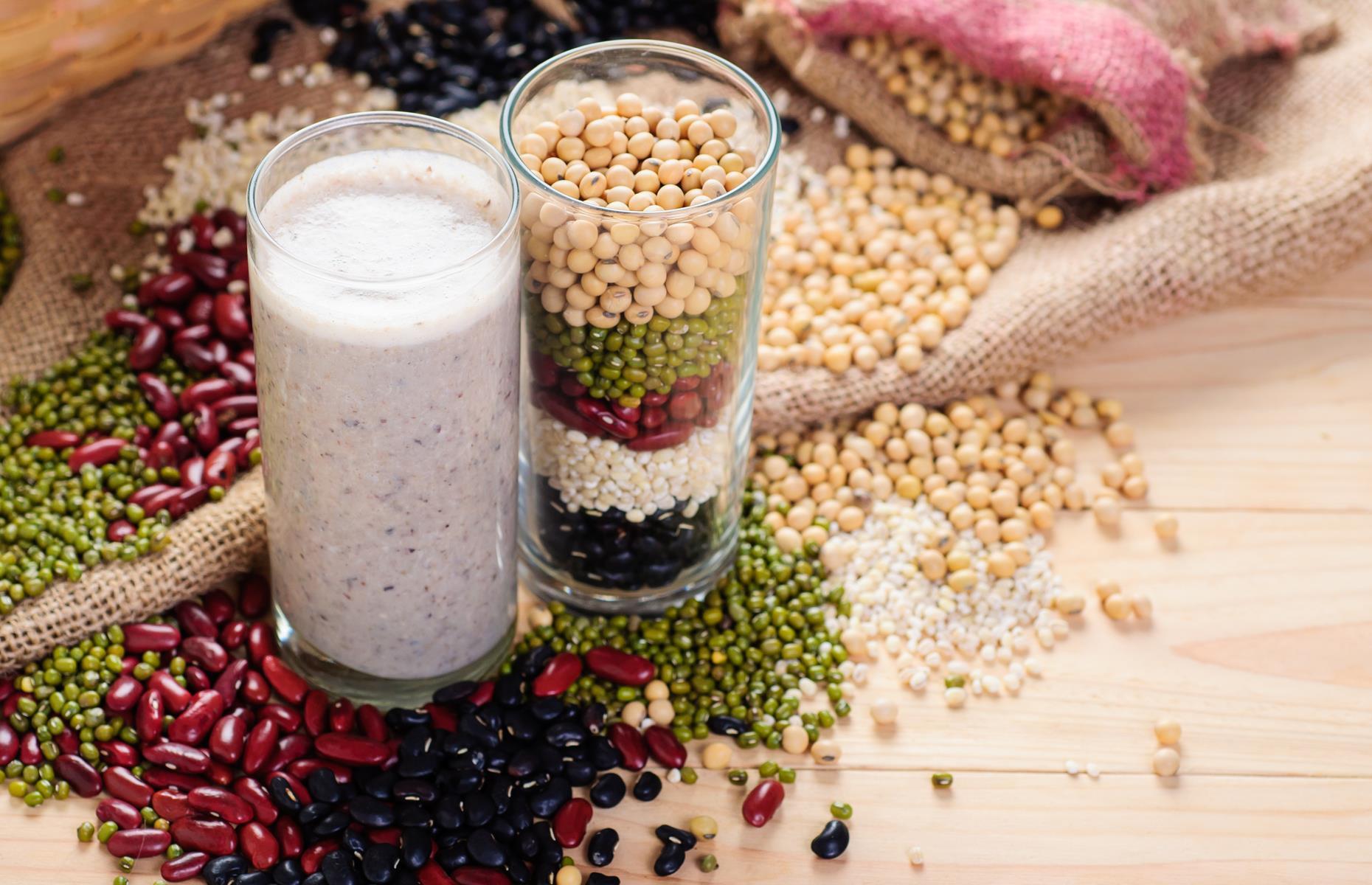 Add white beans to smoothies for protein