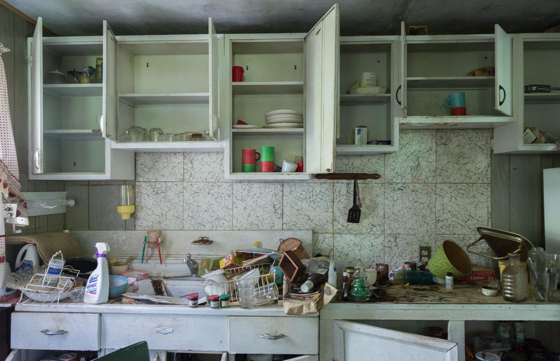 Messy countertops