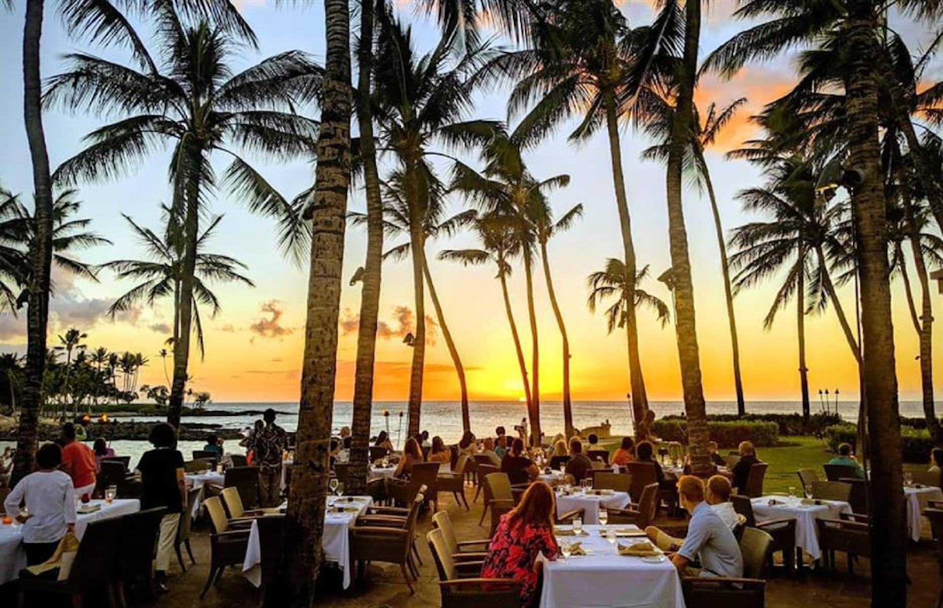 Food with a side of panoramas