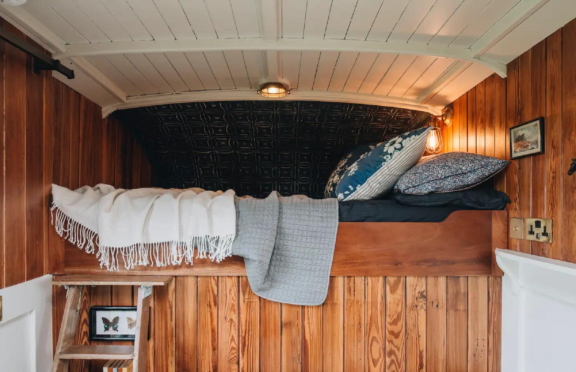 Converted horsebox, Causeway Coast, UK