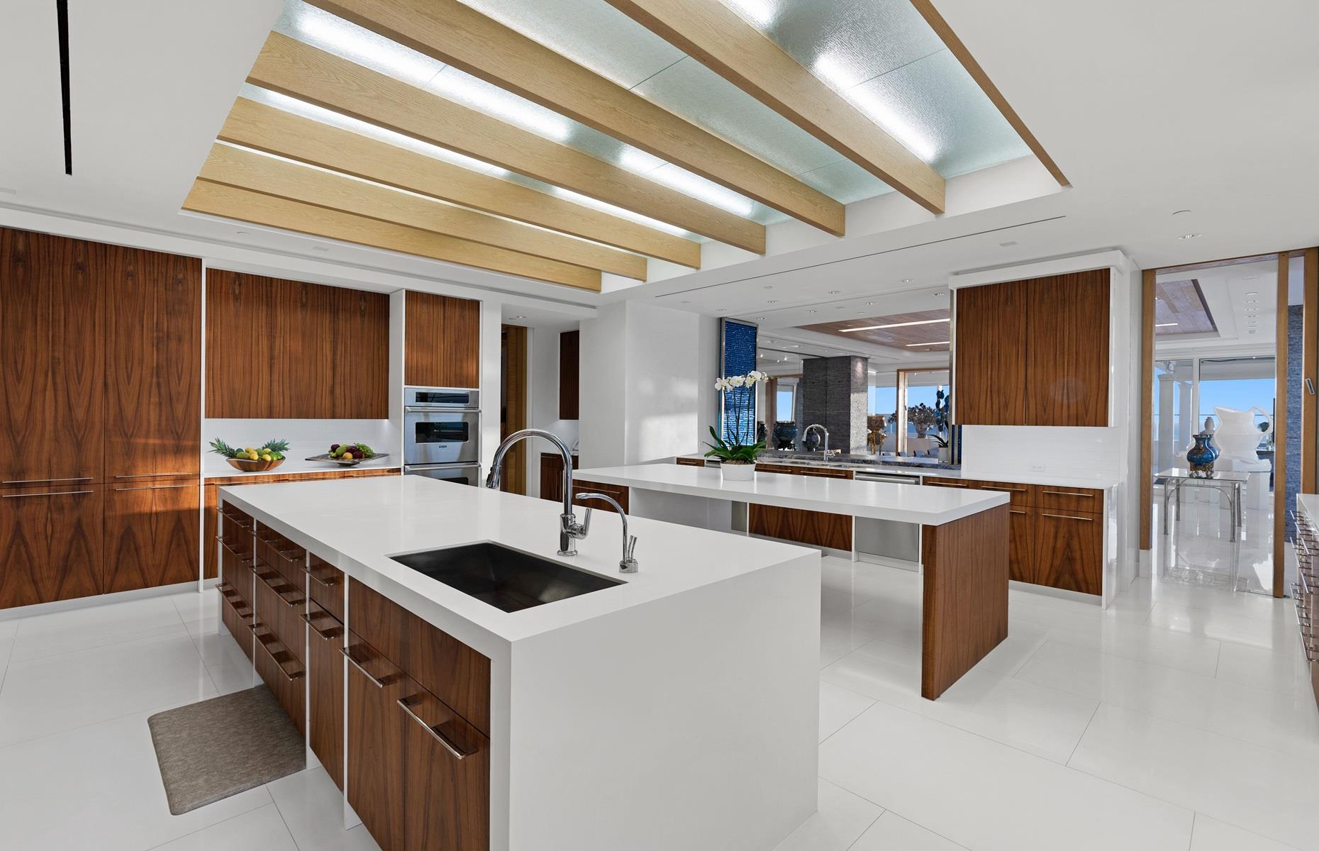 Double penthouse, Key Biscayne, Florida