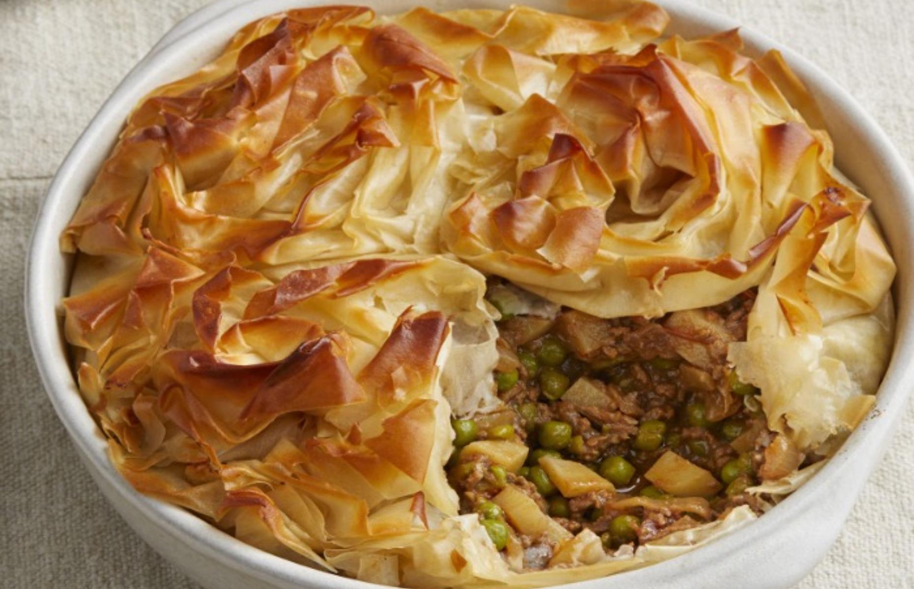 Beef and potato curry pie