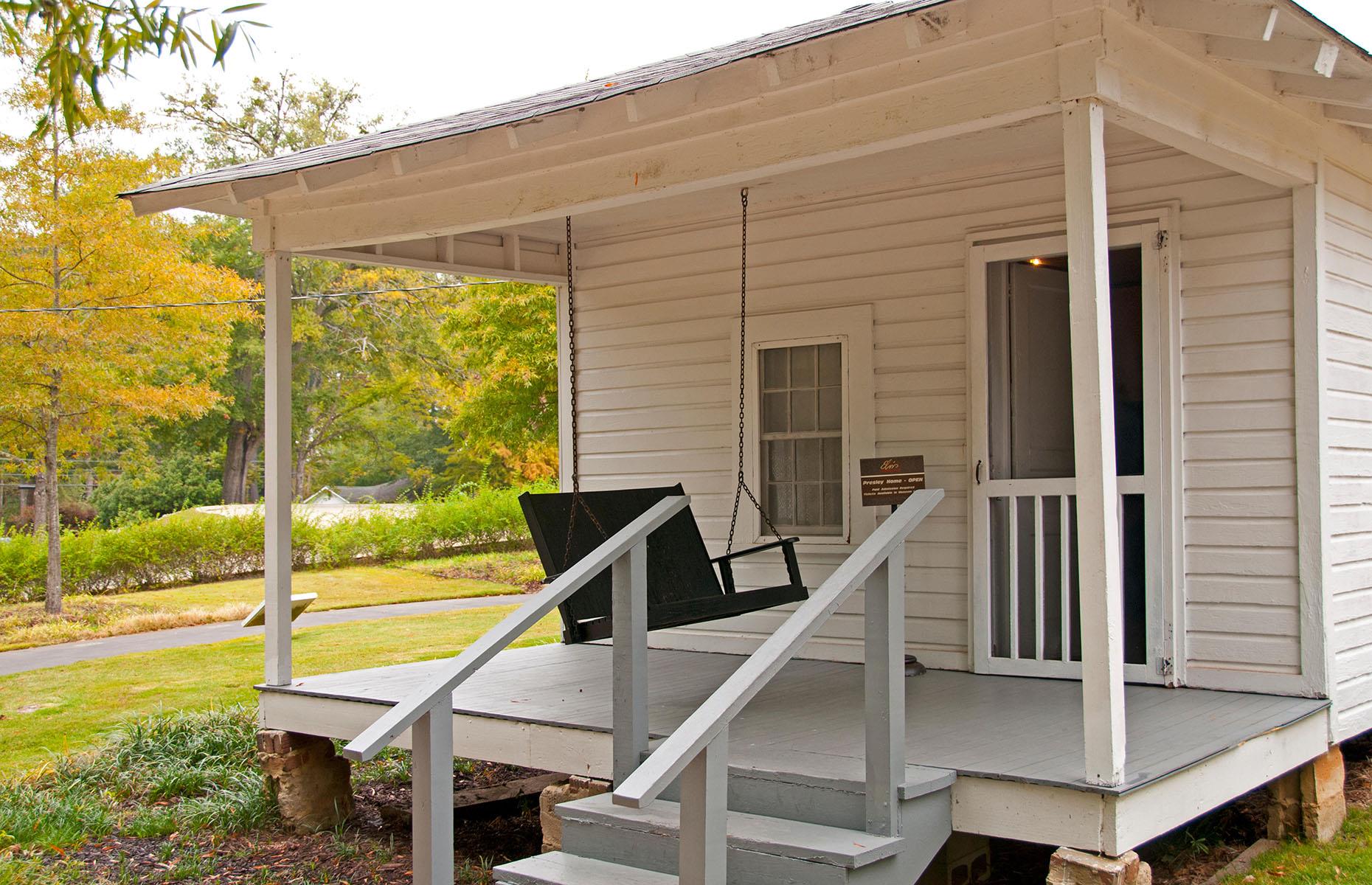 Elvis Presley's modest Mississippi birthplace