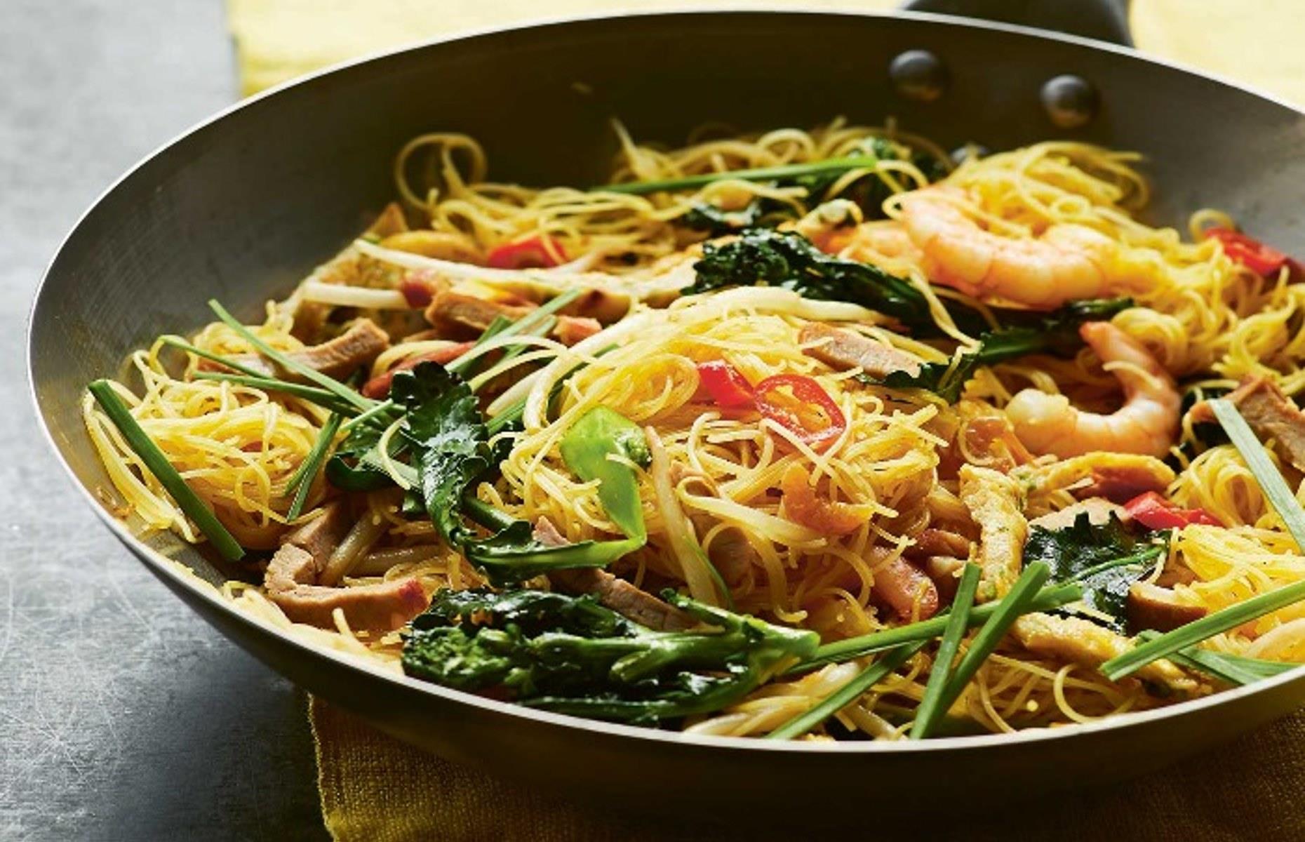 Singapore fried noodles