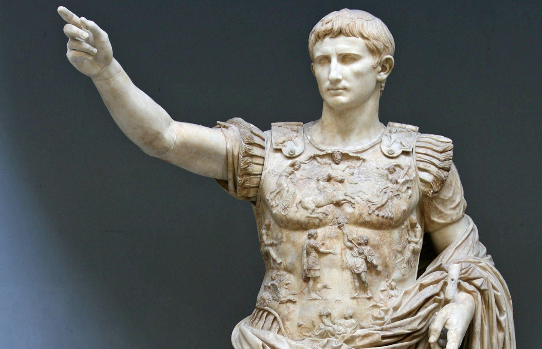 Что такое император в древнем риме. Император август Октавиан. Октавиан август древний Рим скульптура. Октавиан август первый Император.