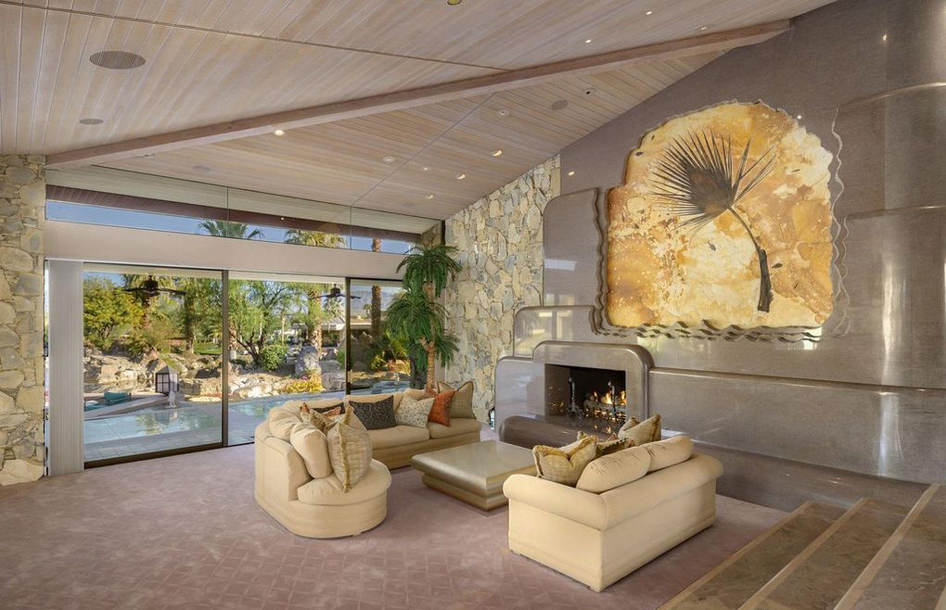 1980s time capsule, California, USA