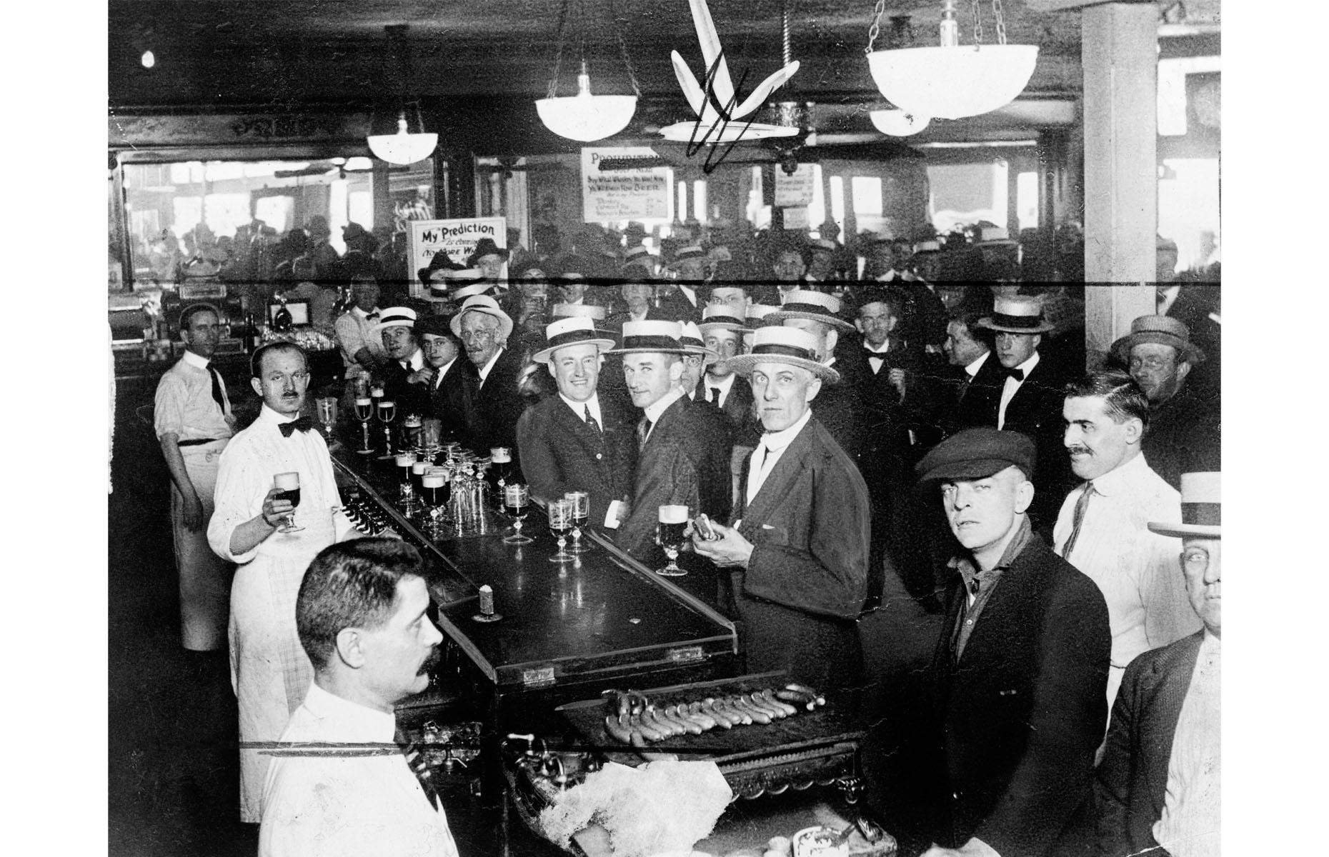 1919: Prohibition comes to New York City