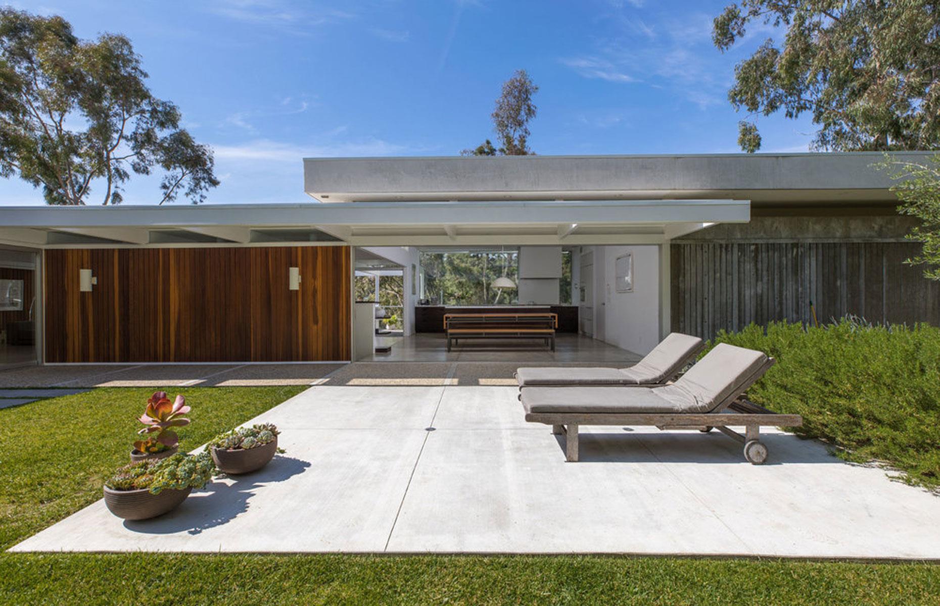 Annie Lennox's mid-century modern masterpiece, California, USA