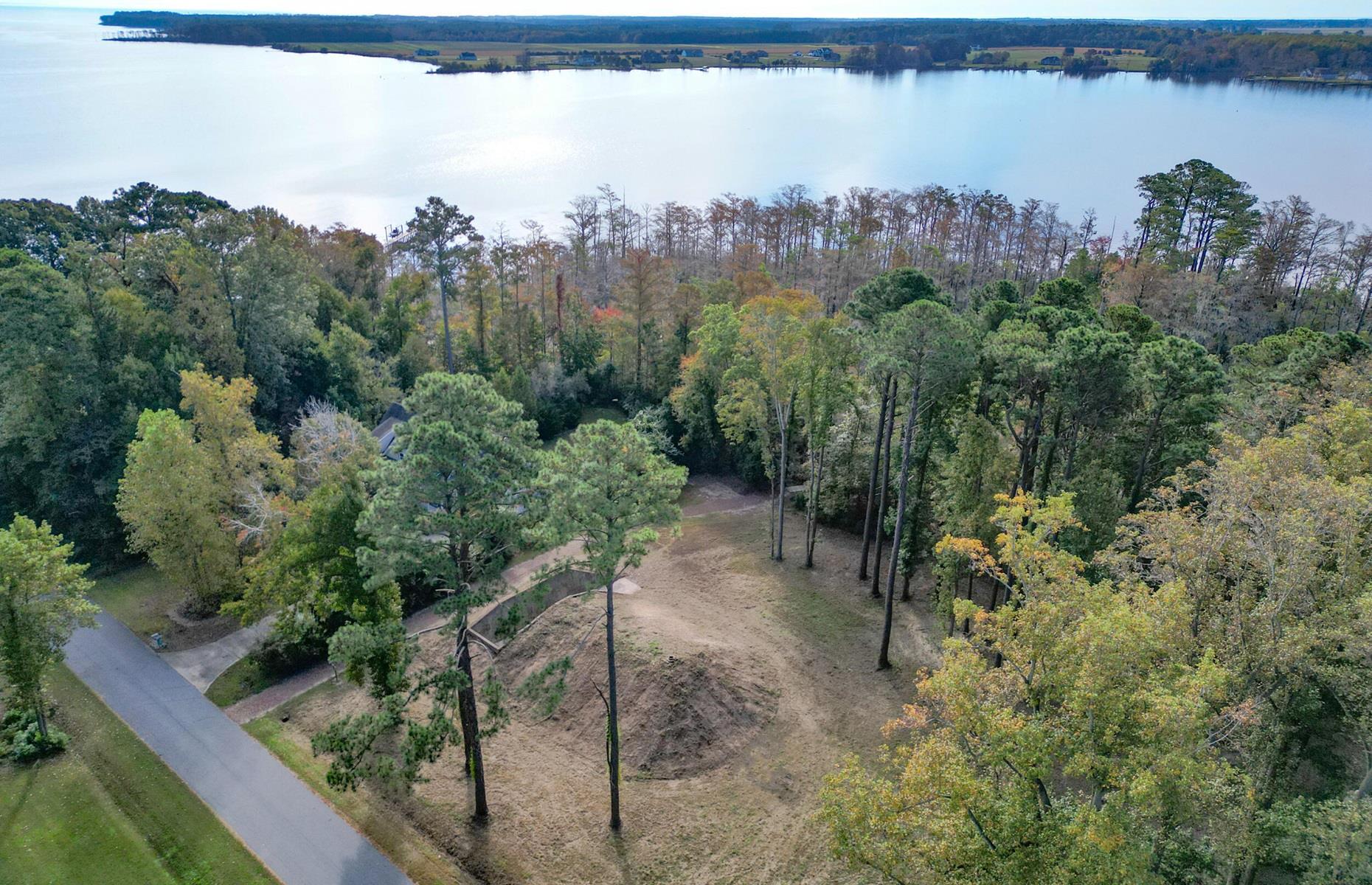 Waterfront bunker property, North Carolina, USA: $120,000 (£95k)