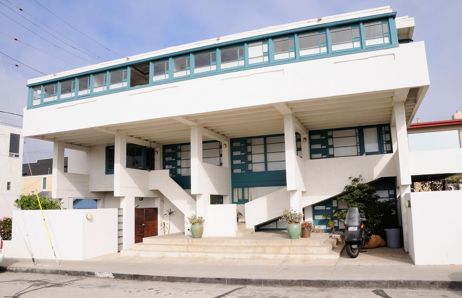 The Lovell Beach House by Rudolf Schindler