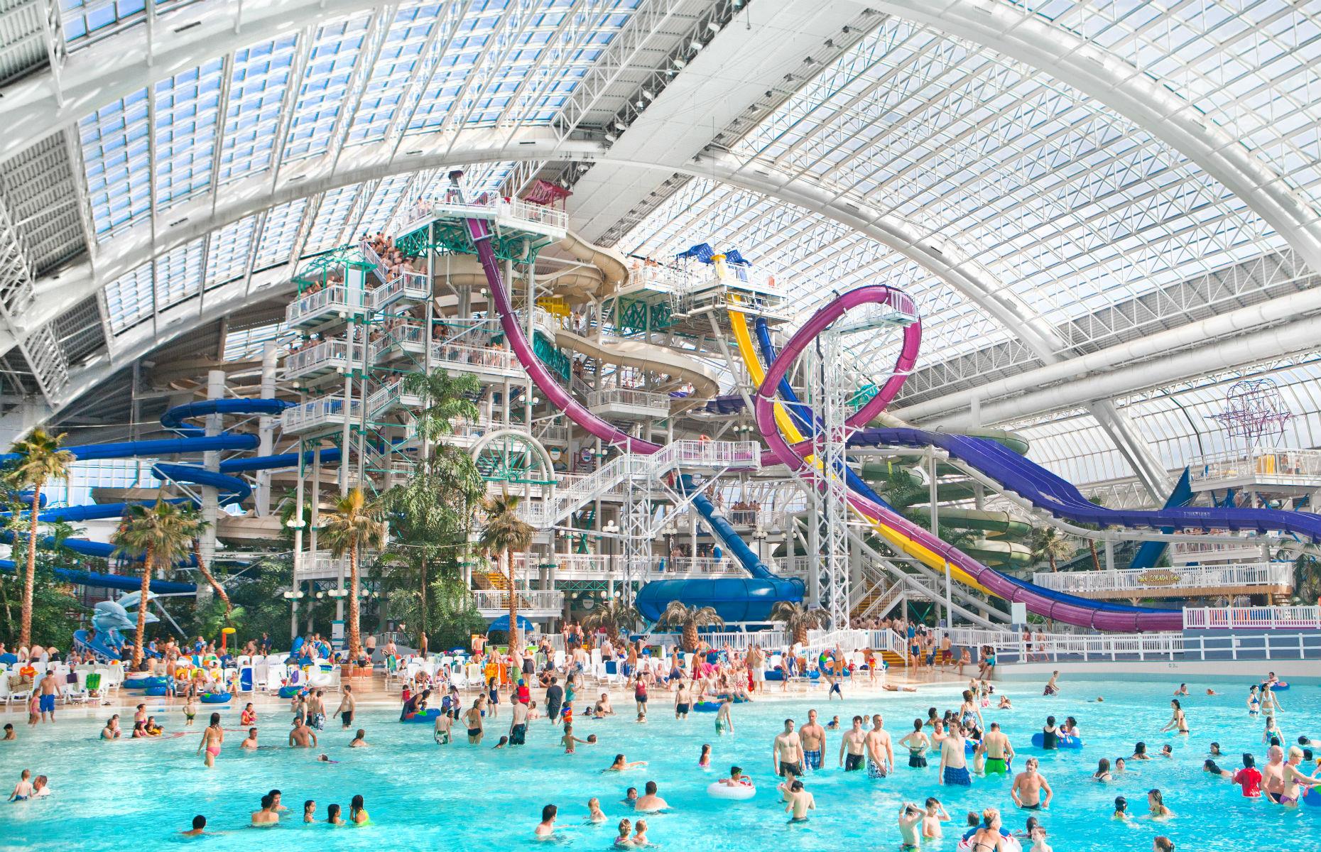 Откроют ли аквапарки. Seagaia Ocean Dome. Seagaia Ocean Dome аквапарк горки. Океанский купол аквапарк Япония. Самый большой аквапарк в мире Seagaia Ocean Dome.